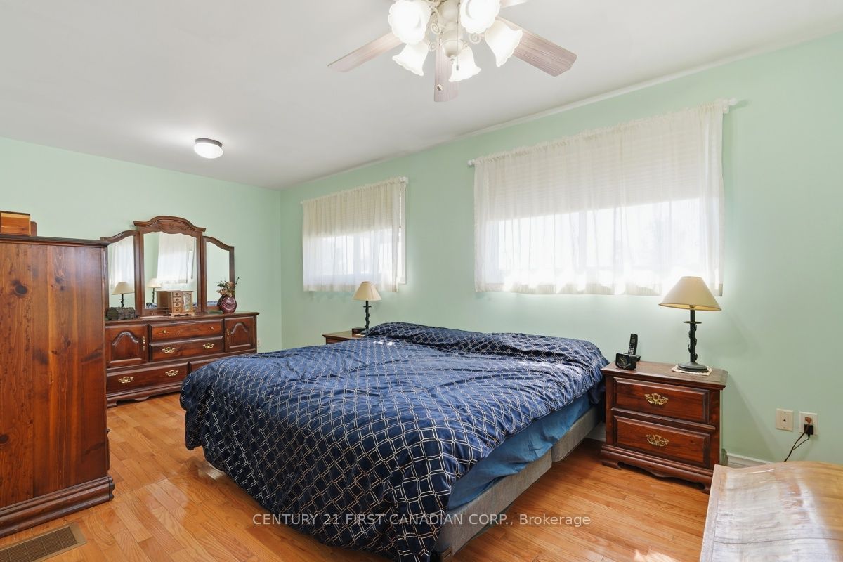 22656 Queens Line Property Photo 18