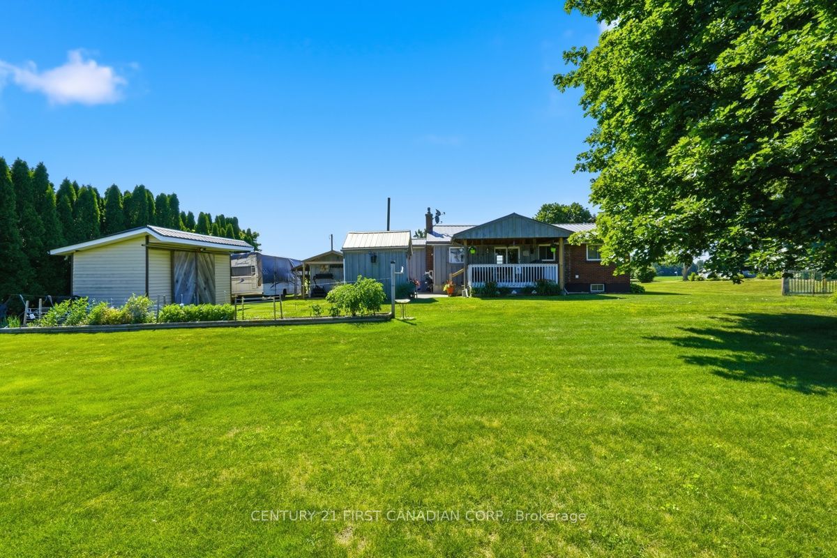 22656 Queens Line Property Photo 31