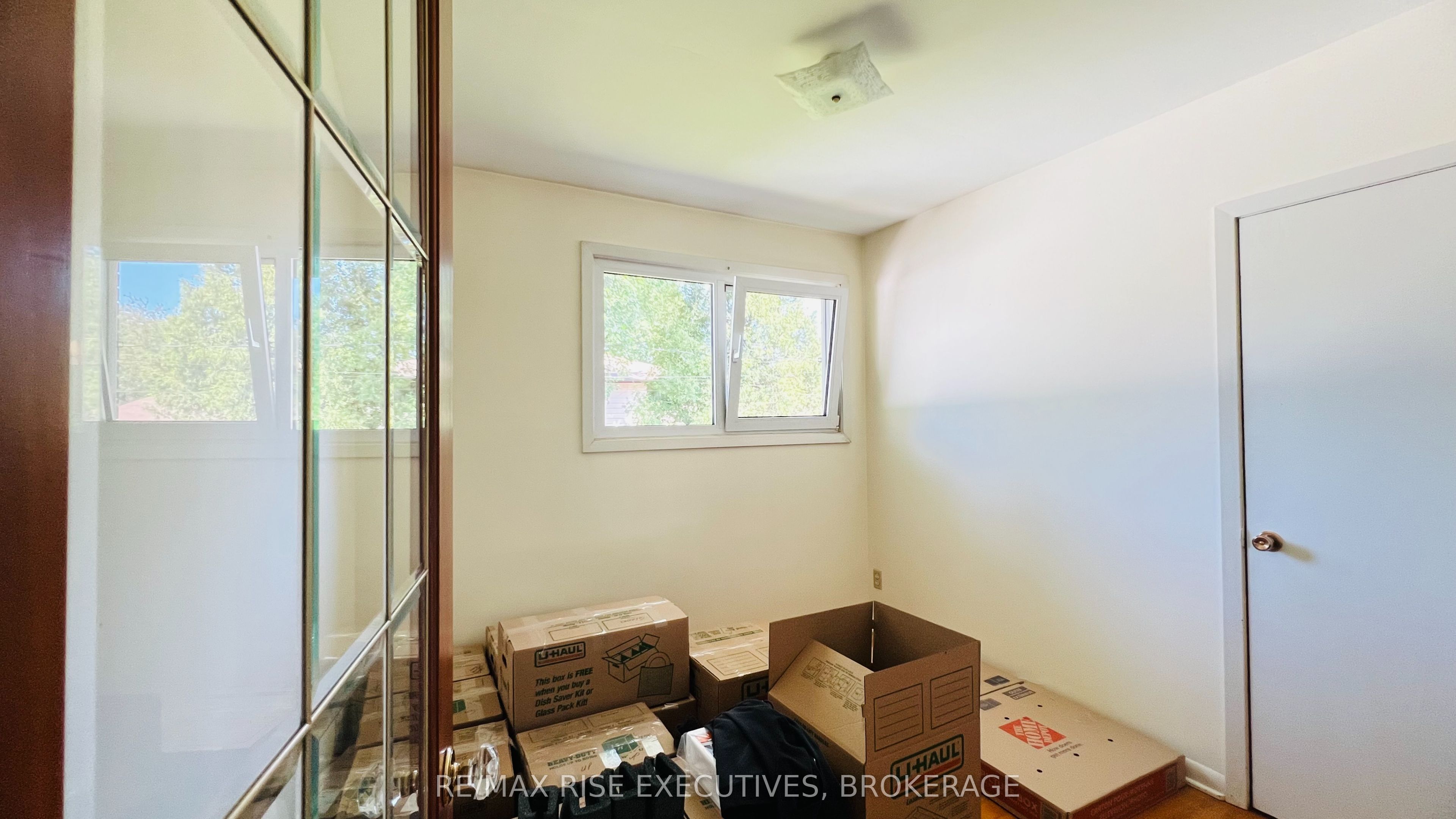 61 Conacher Drive Property Photo 21
