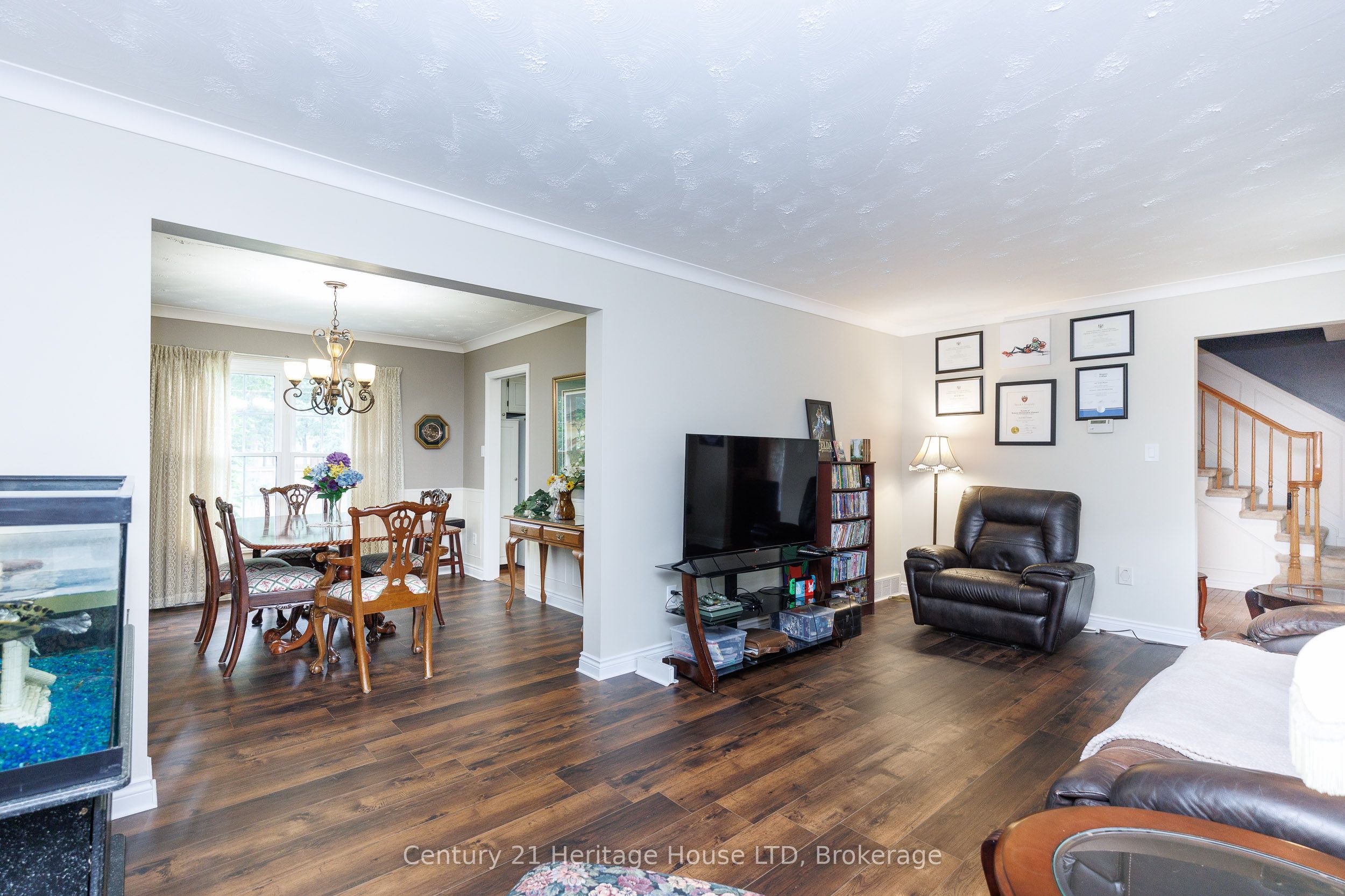 688 Daytona Drive Property Photo 10