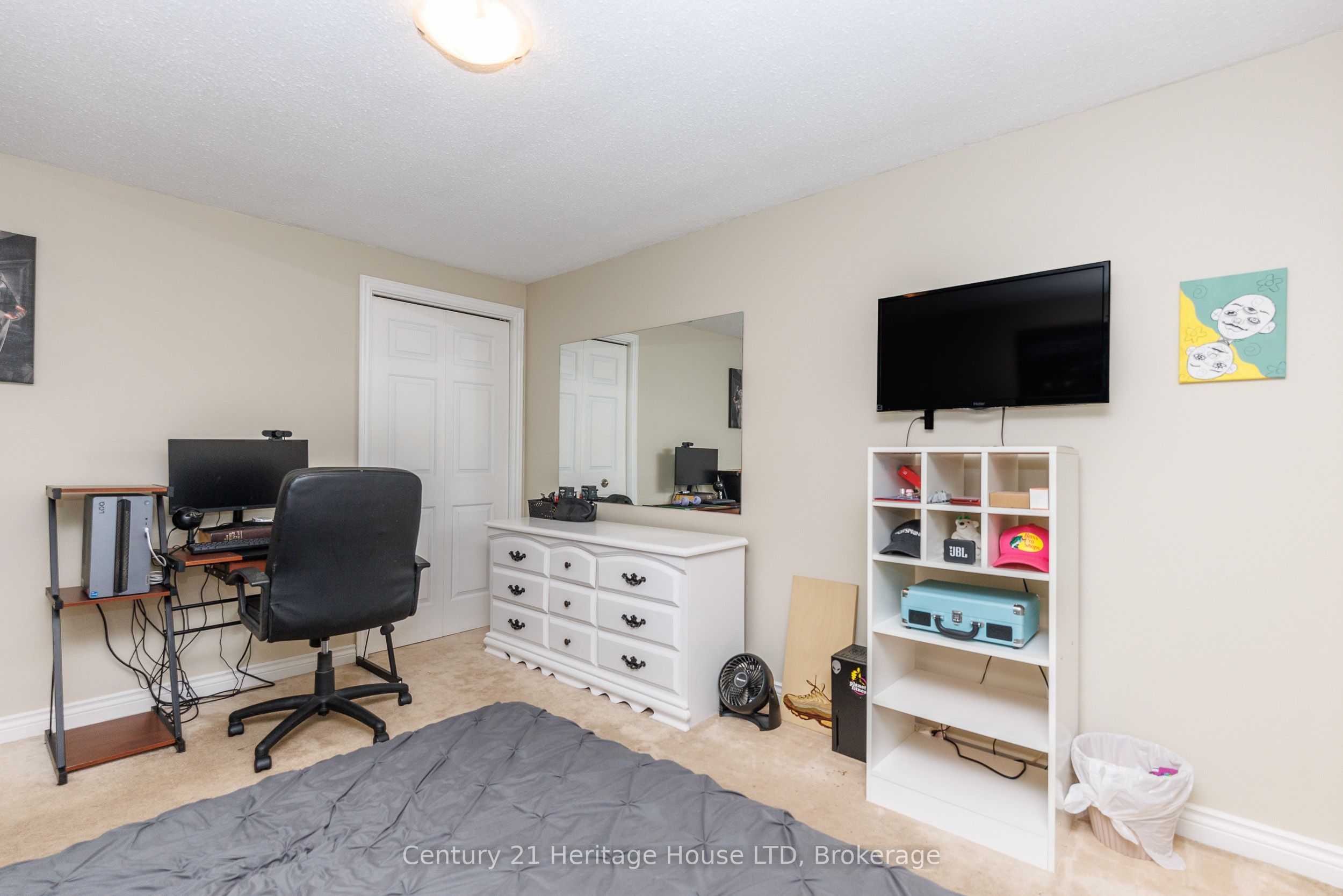688 Daytona Drive Property Photo 25