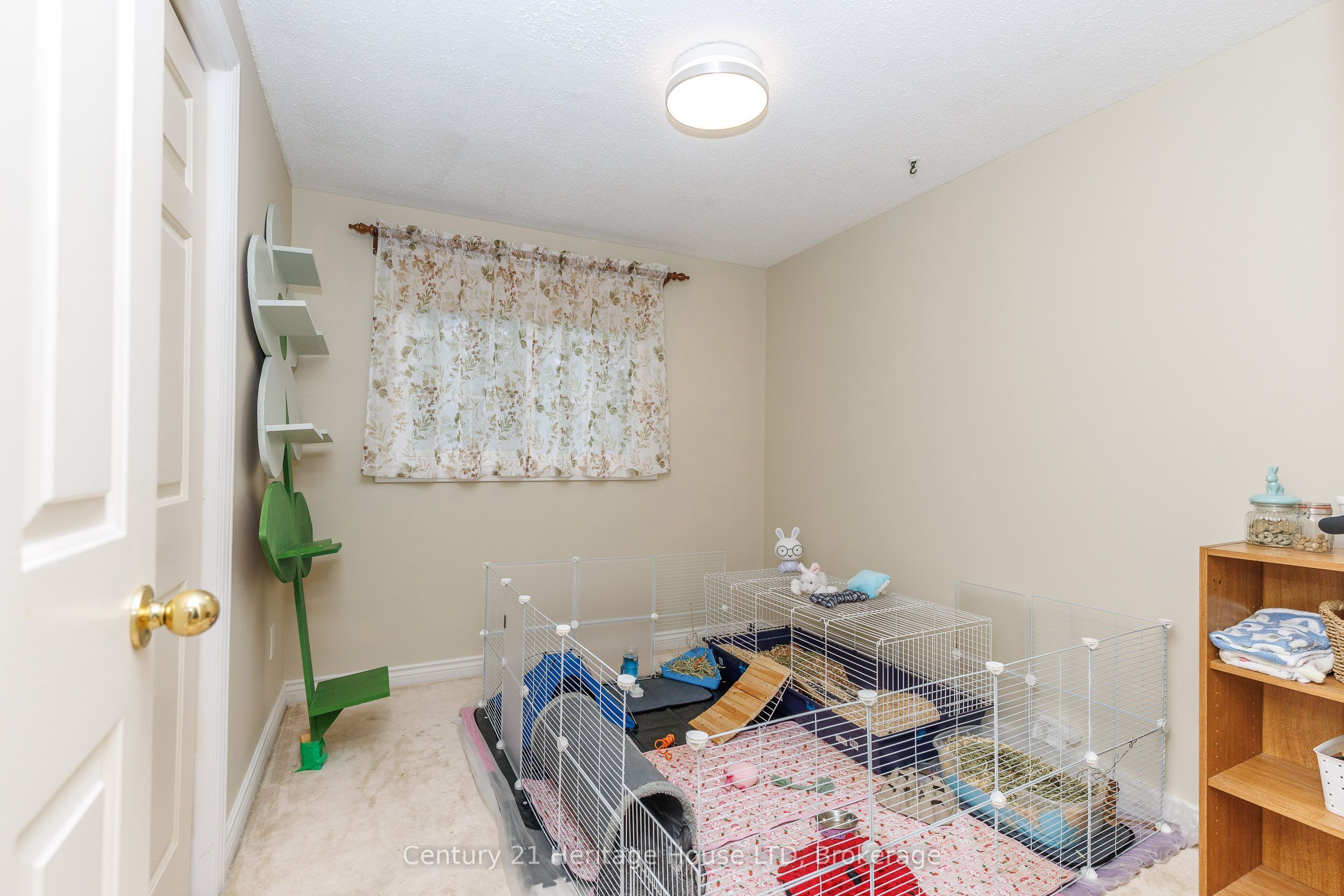 688 Daytona Drive Property Photo 26