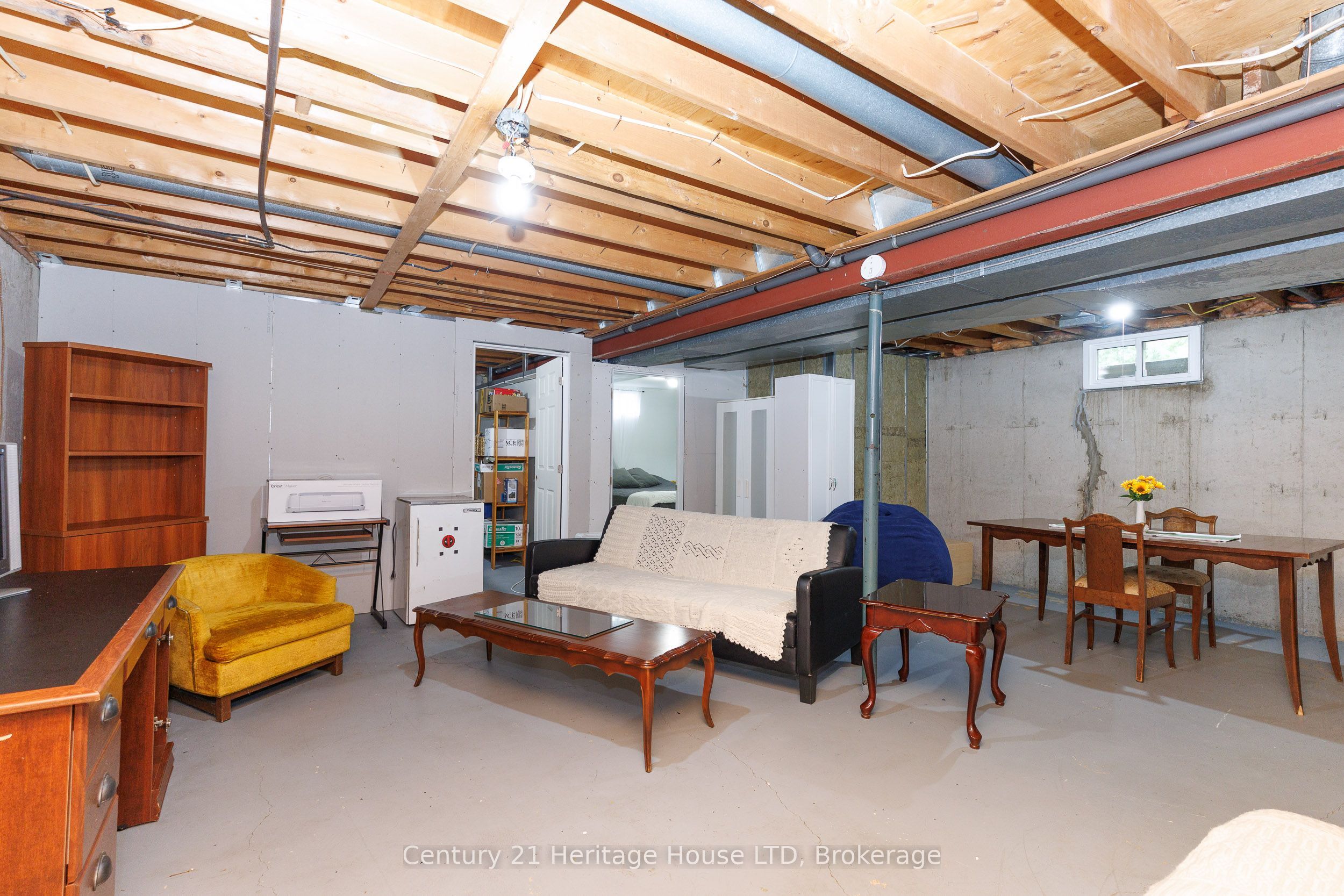 688 Daytona Drive Property Photo 32