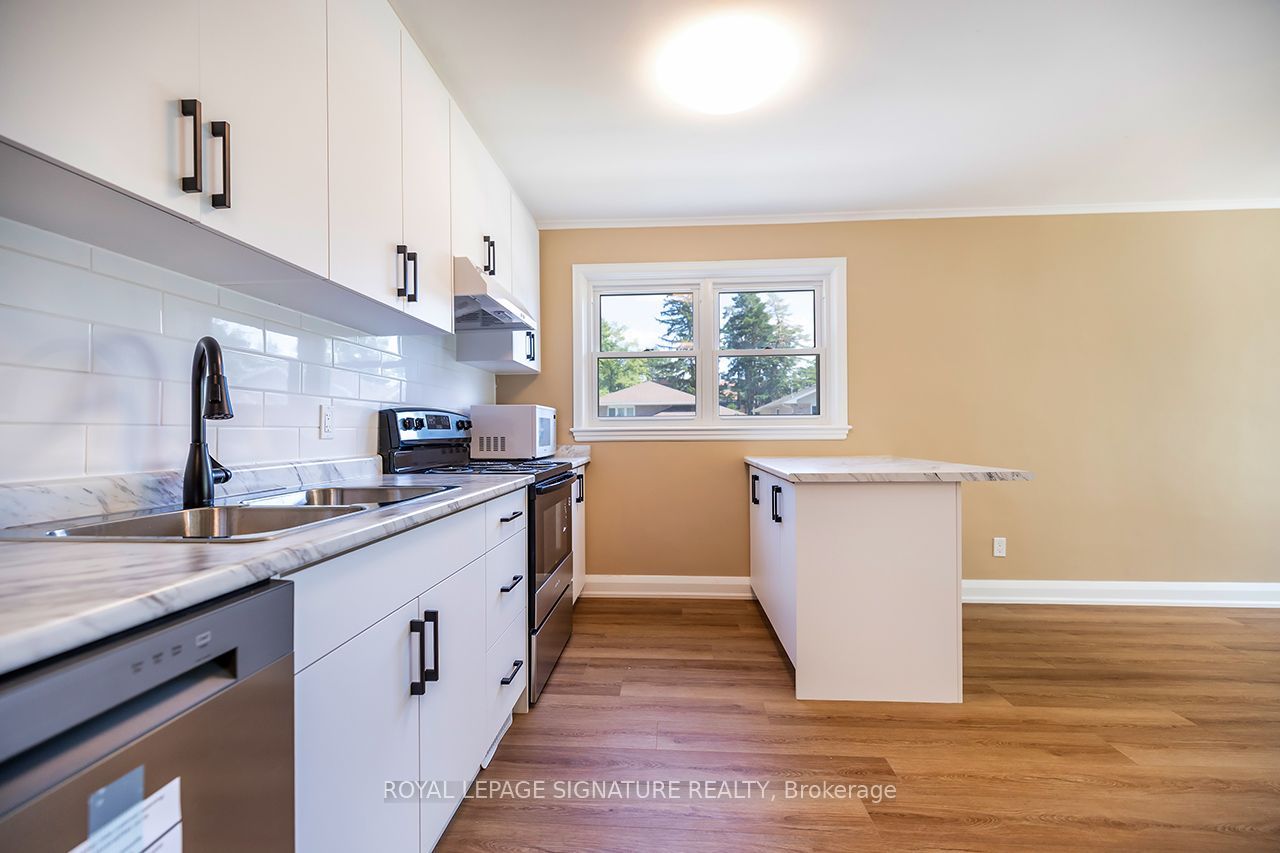 812 Schneider Place Property Photo 10