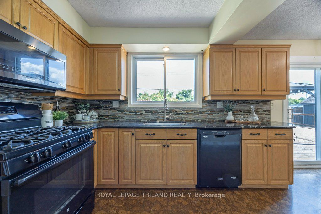 10201 Lynhurst Park Drive Property Photo 15