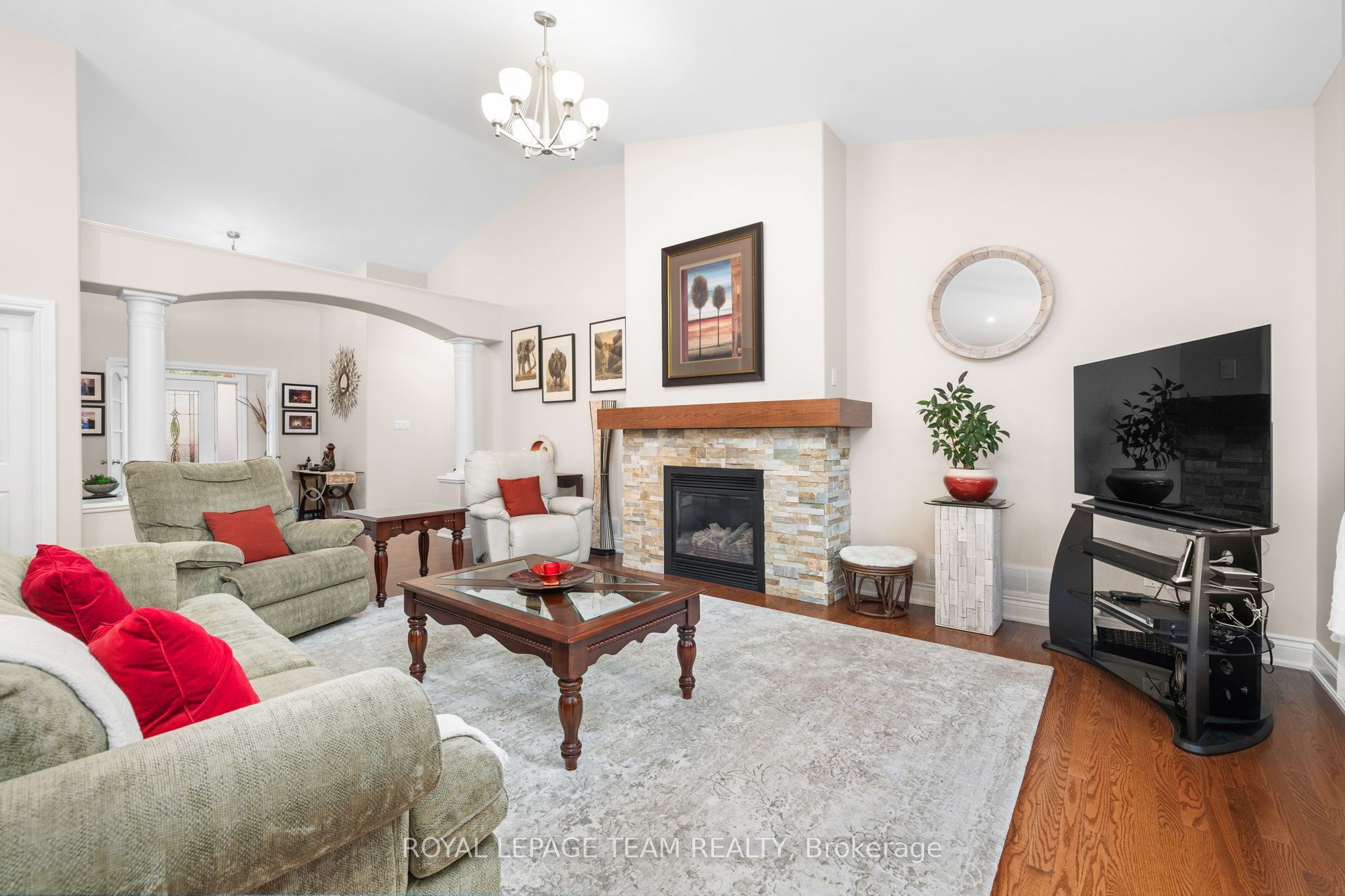 6810 Pebble Trail Way Property Photo 6