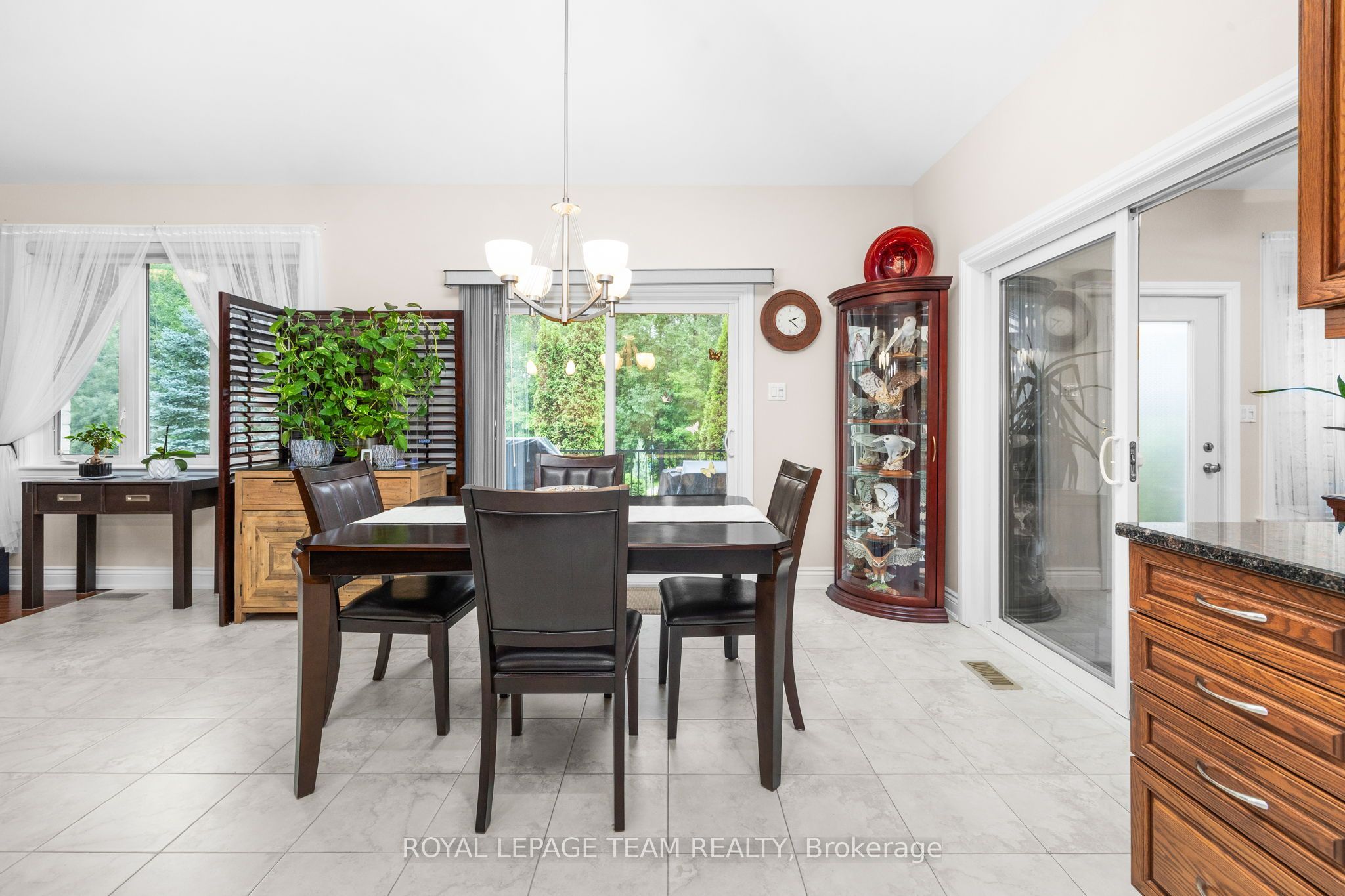 6810 Pebble Trail Way Property Photo 13