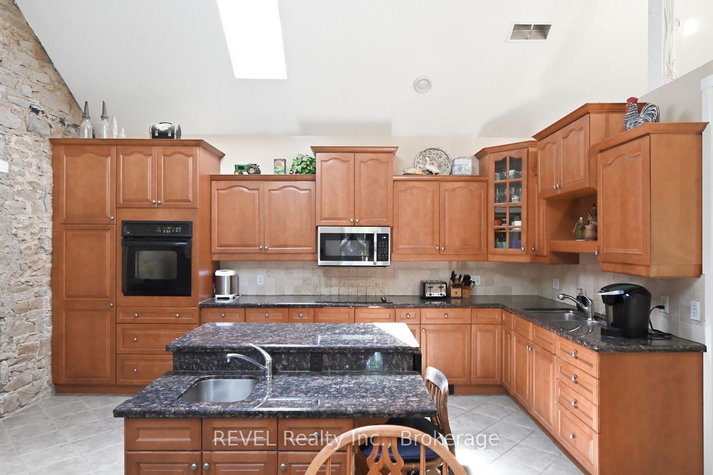 2986 Wessel Drive Property Photo 7