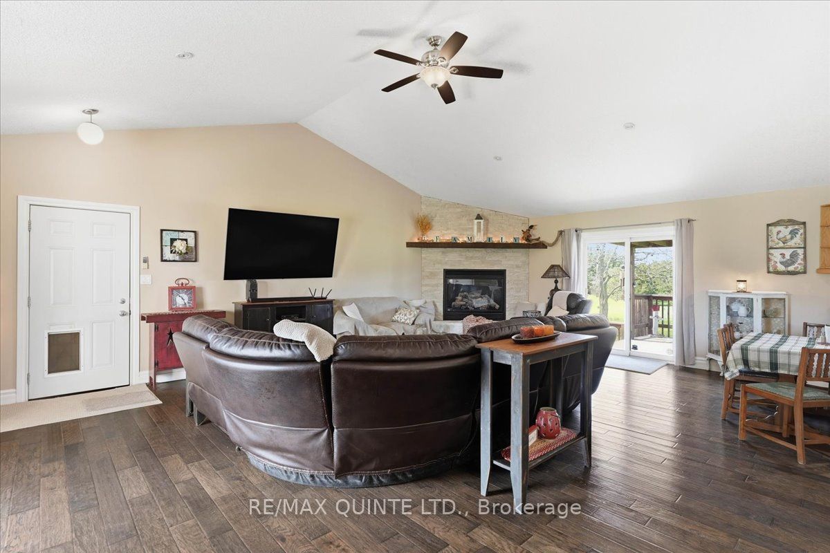 1686 County Road 13 Property Photo 6