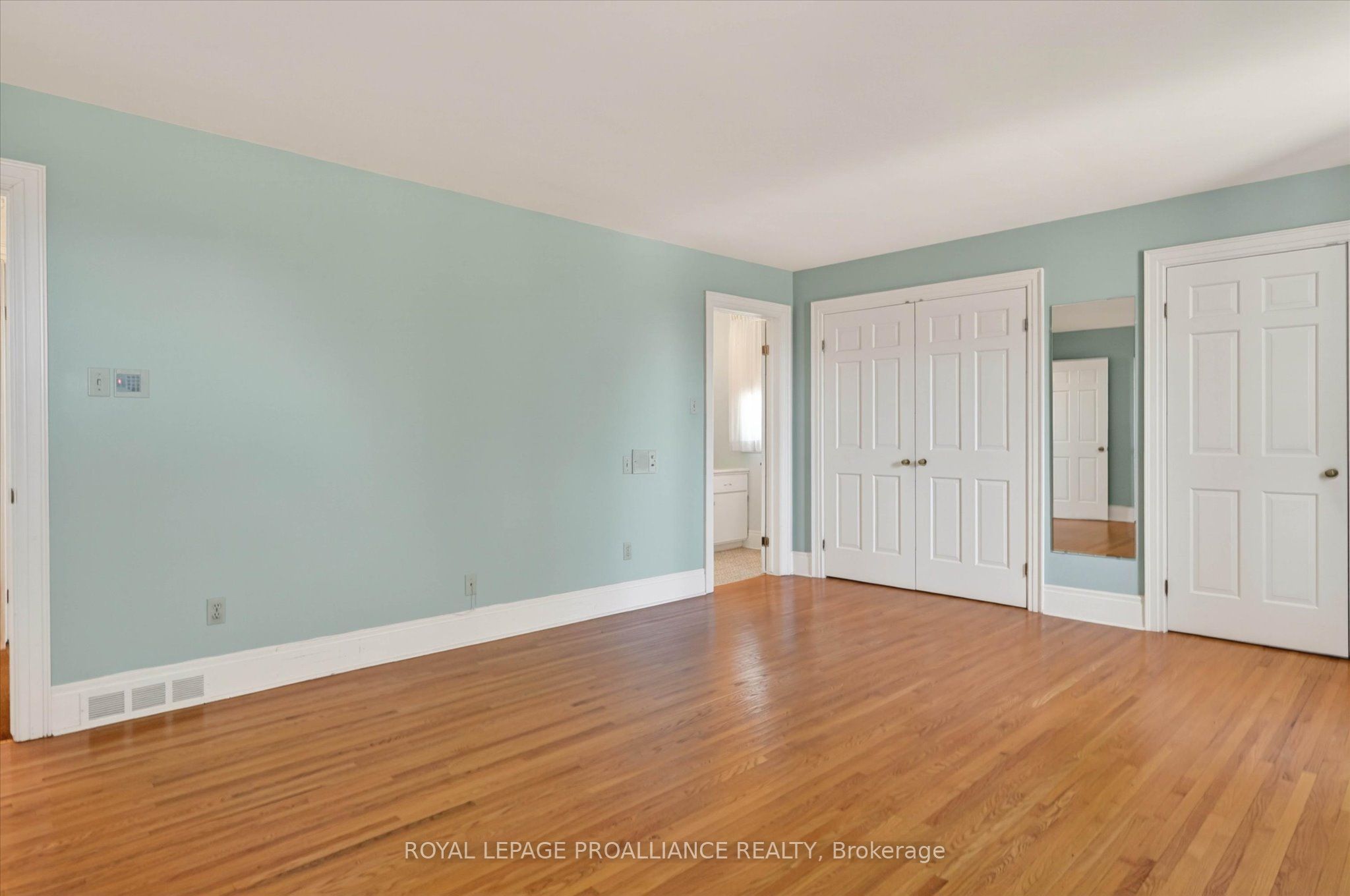 1285 Brealey Drive Property Photo 24