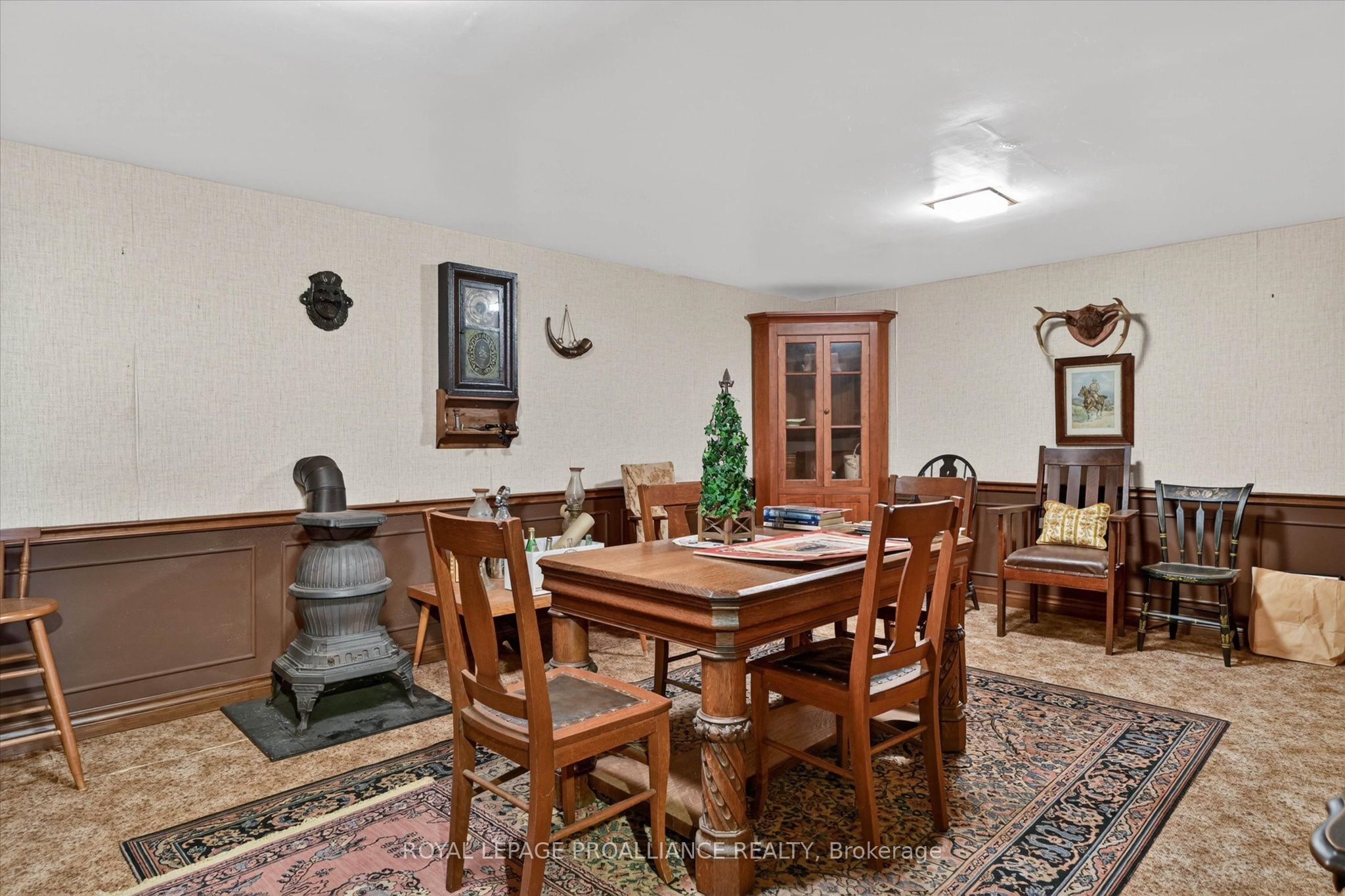 1285 Brealey Drive Property Photo 32
