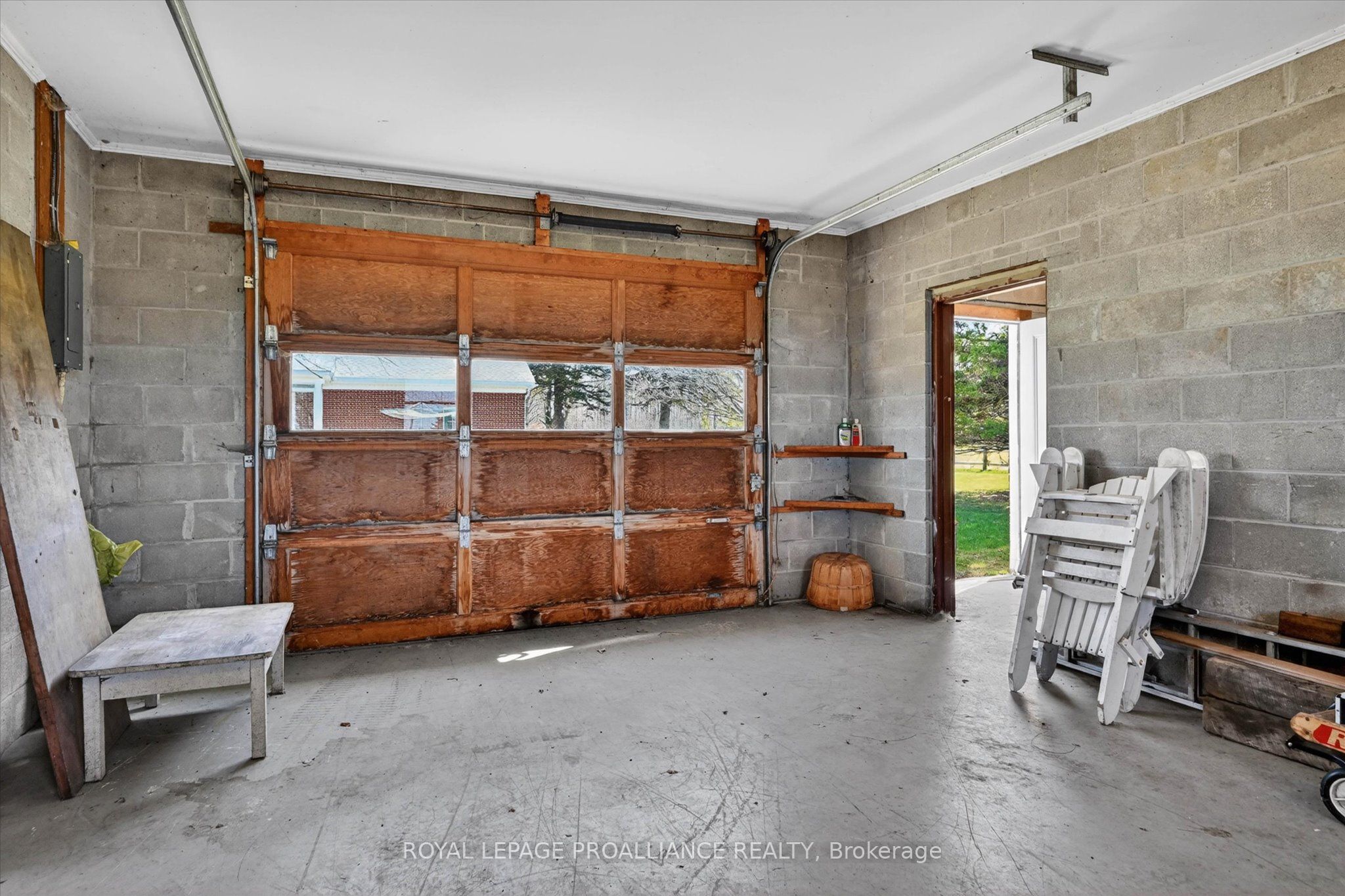 1285 Brealey Drive Property Photo 40