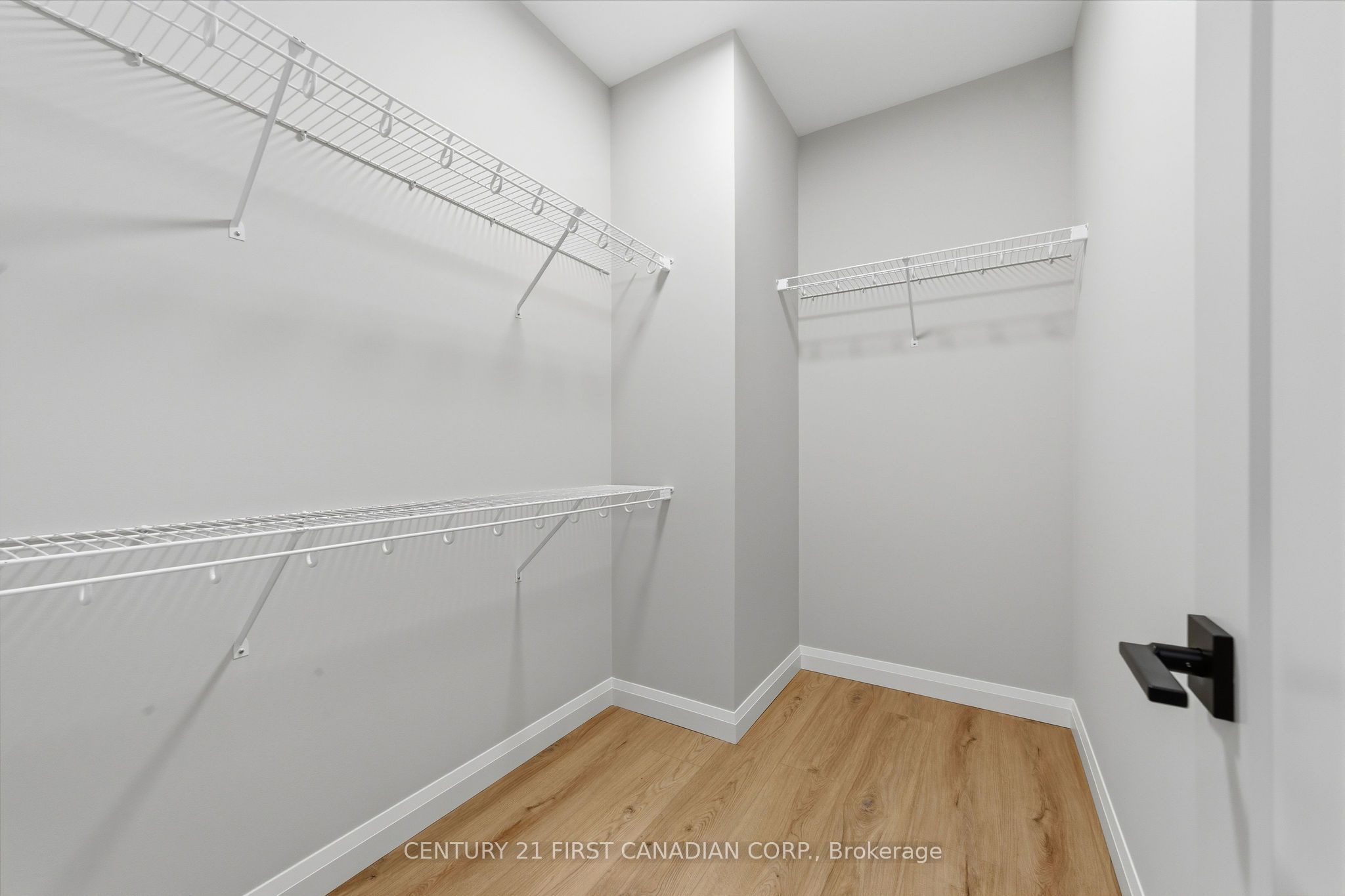 32 Postma Street 18 Property Photo 17