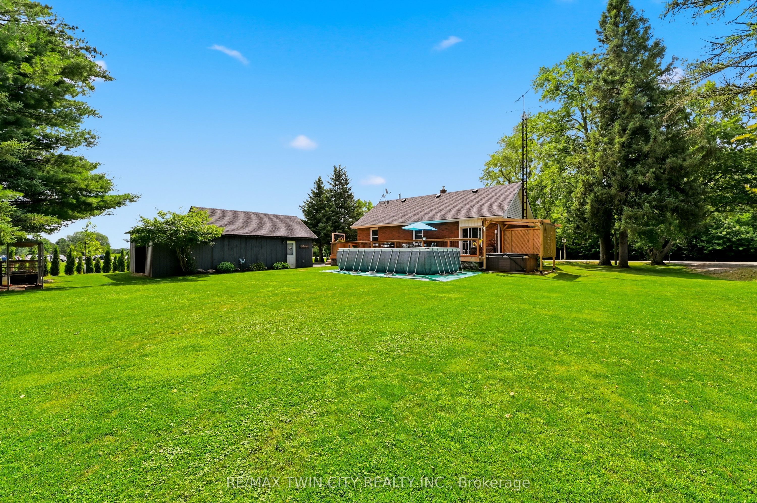 359 German School Road Property Photo 5