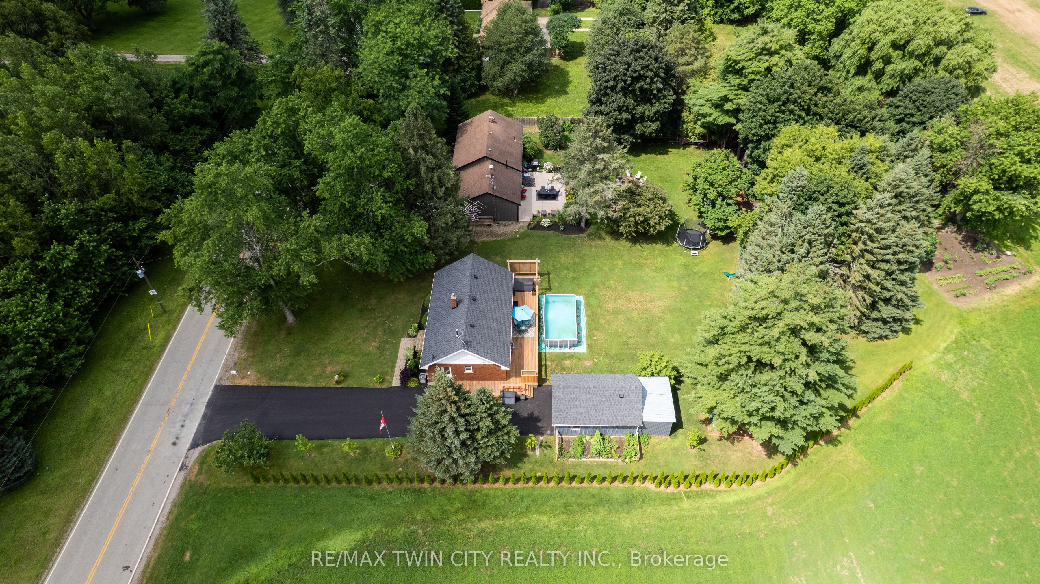 359 German School Road Property Photo 37