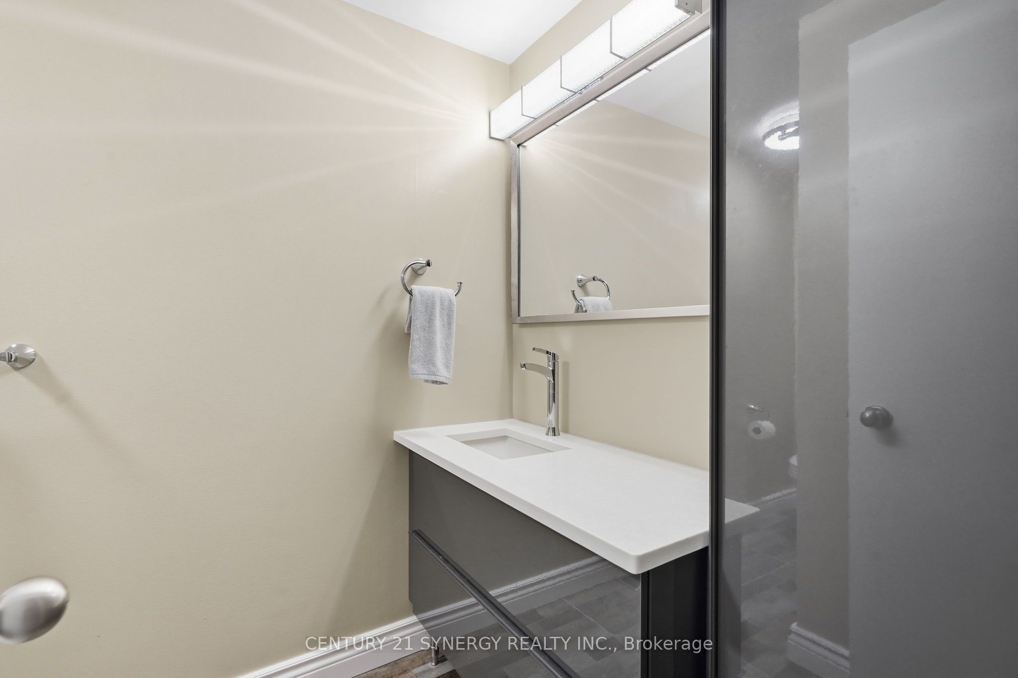 417 Sandhamn Private Property Photo 15