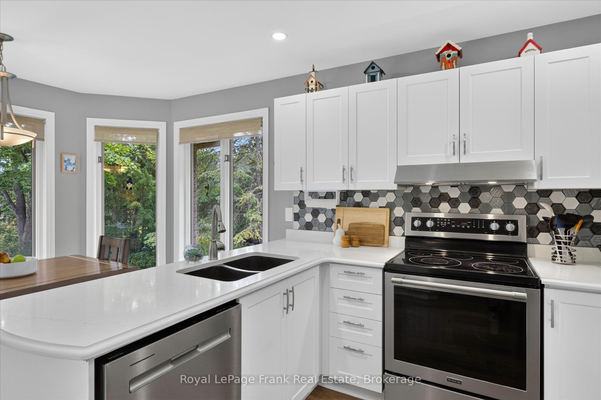64 Island Bay Drive Property Photo 13