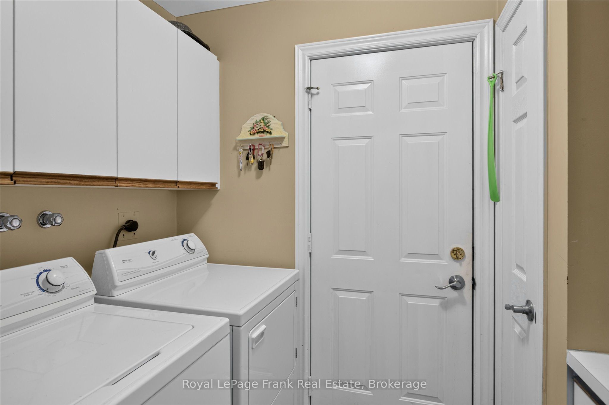 64 Island Bay Drive Property Photo 23