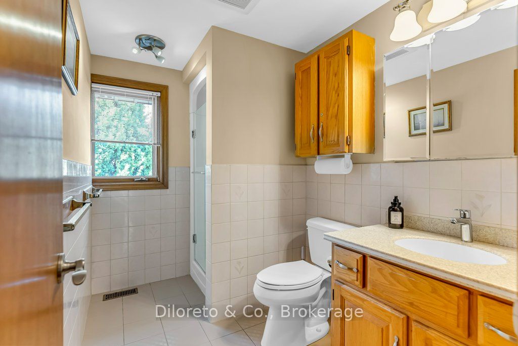 28 Foxwood Crescent Property Photo 27