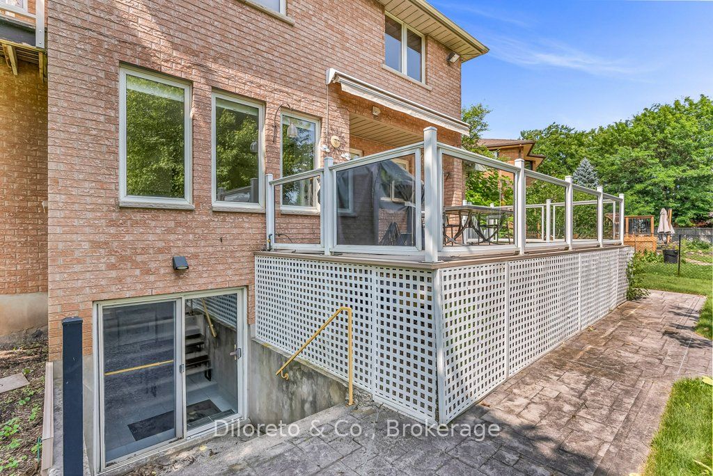 28 Foxwood Crescent Property Photo 49