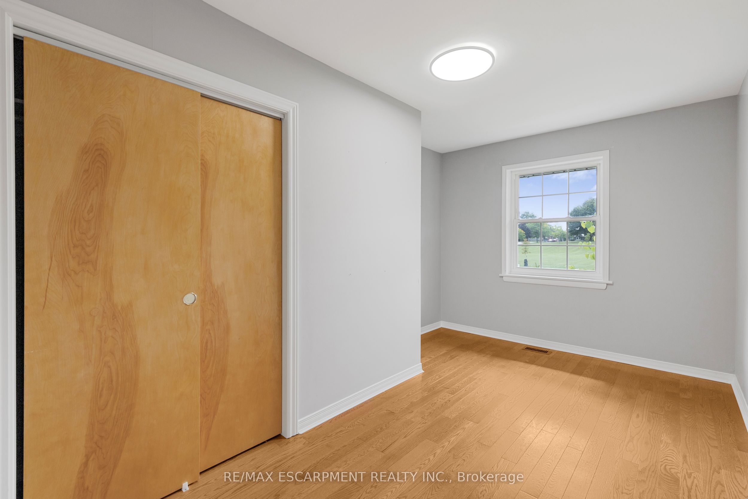 71 Organ Crescent Main Property Photo 17