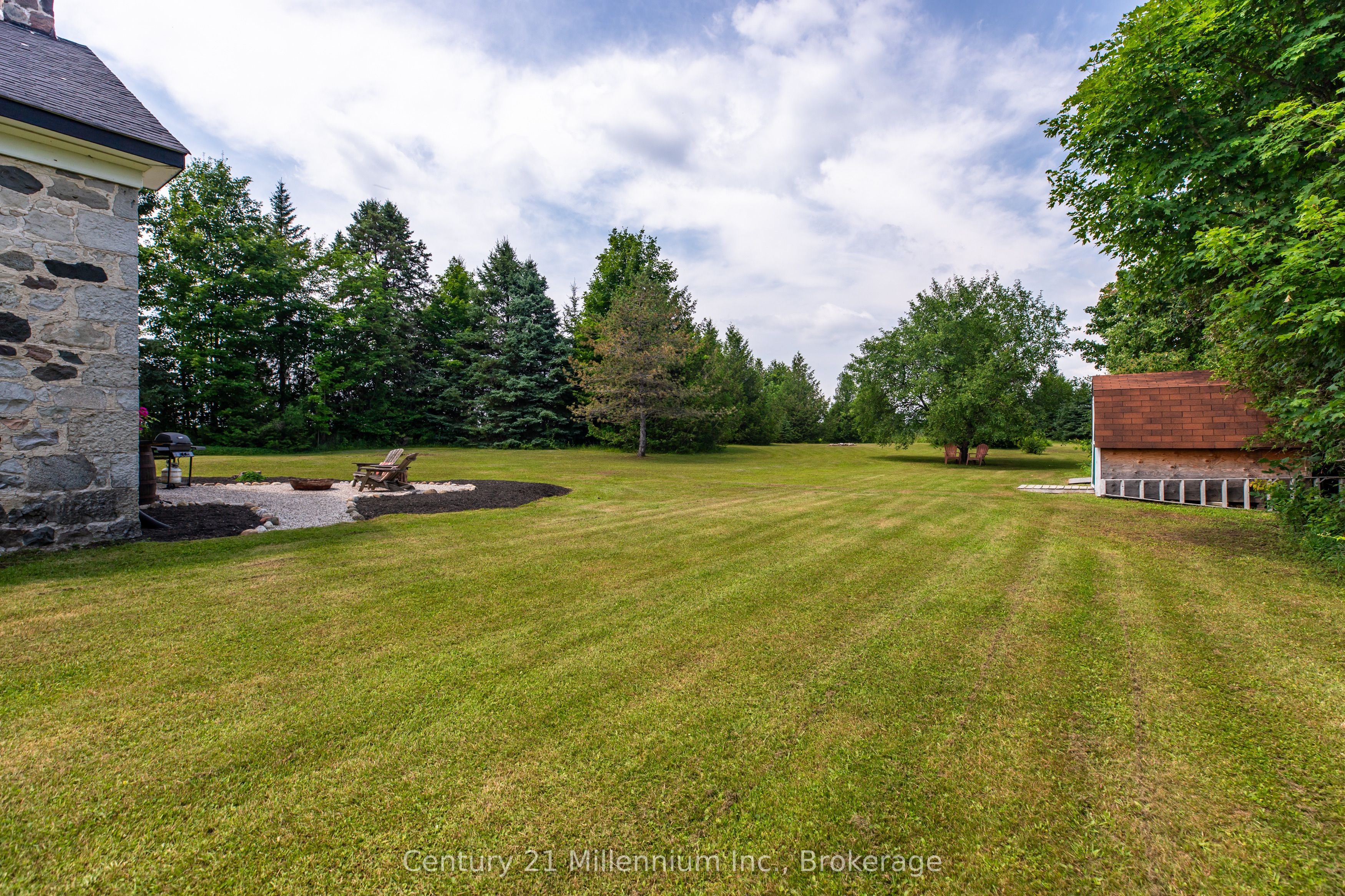 424043 Concession 6 Property Photo 40