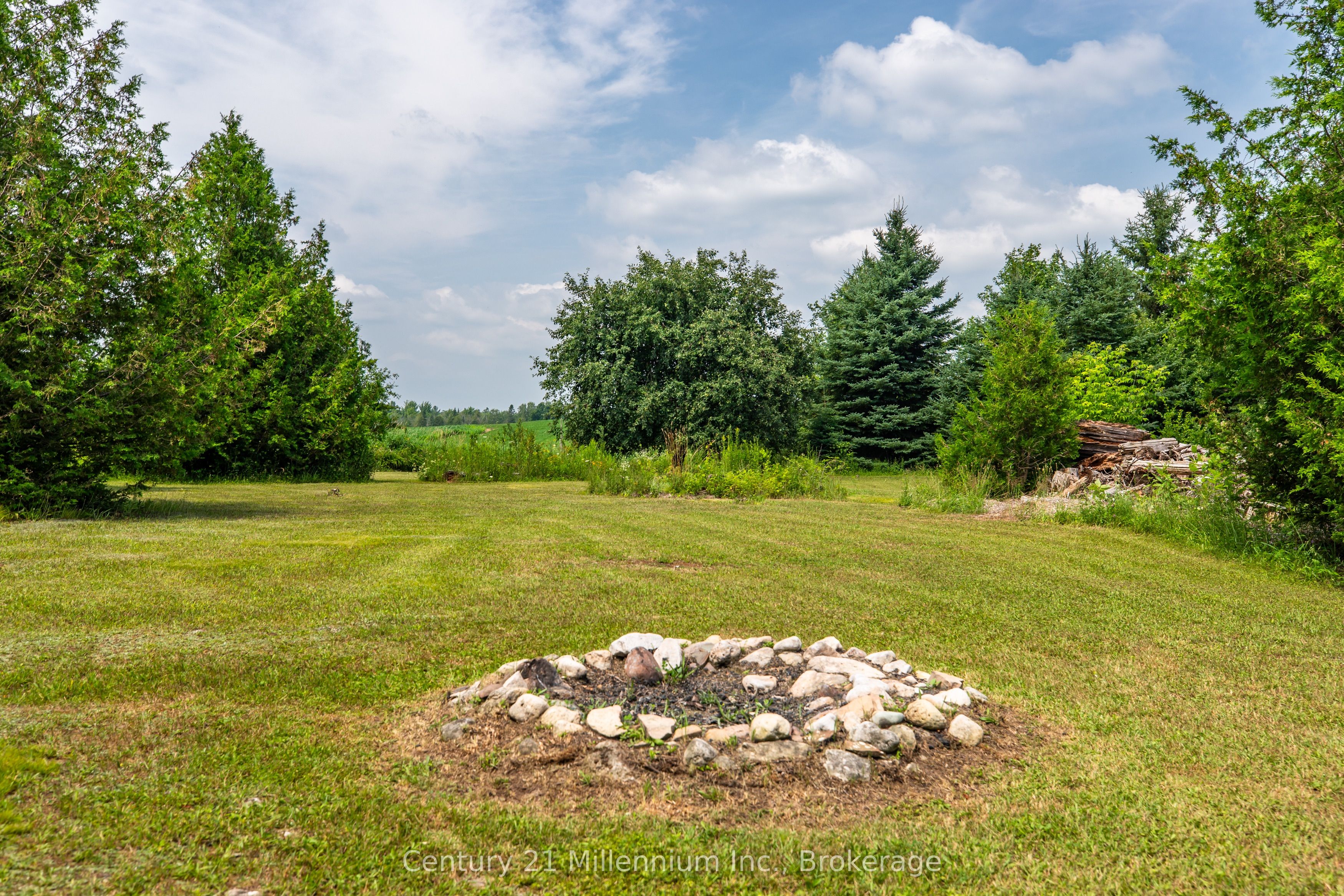 424043 Concession 6 Property Photo 41