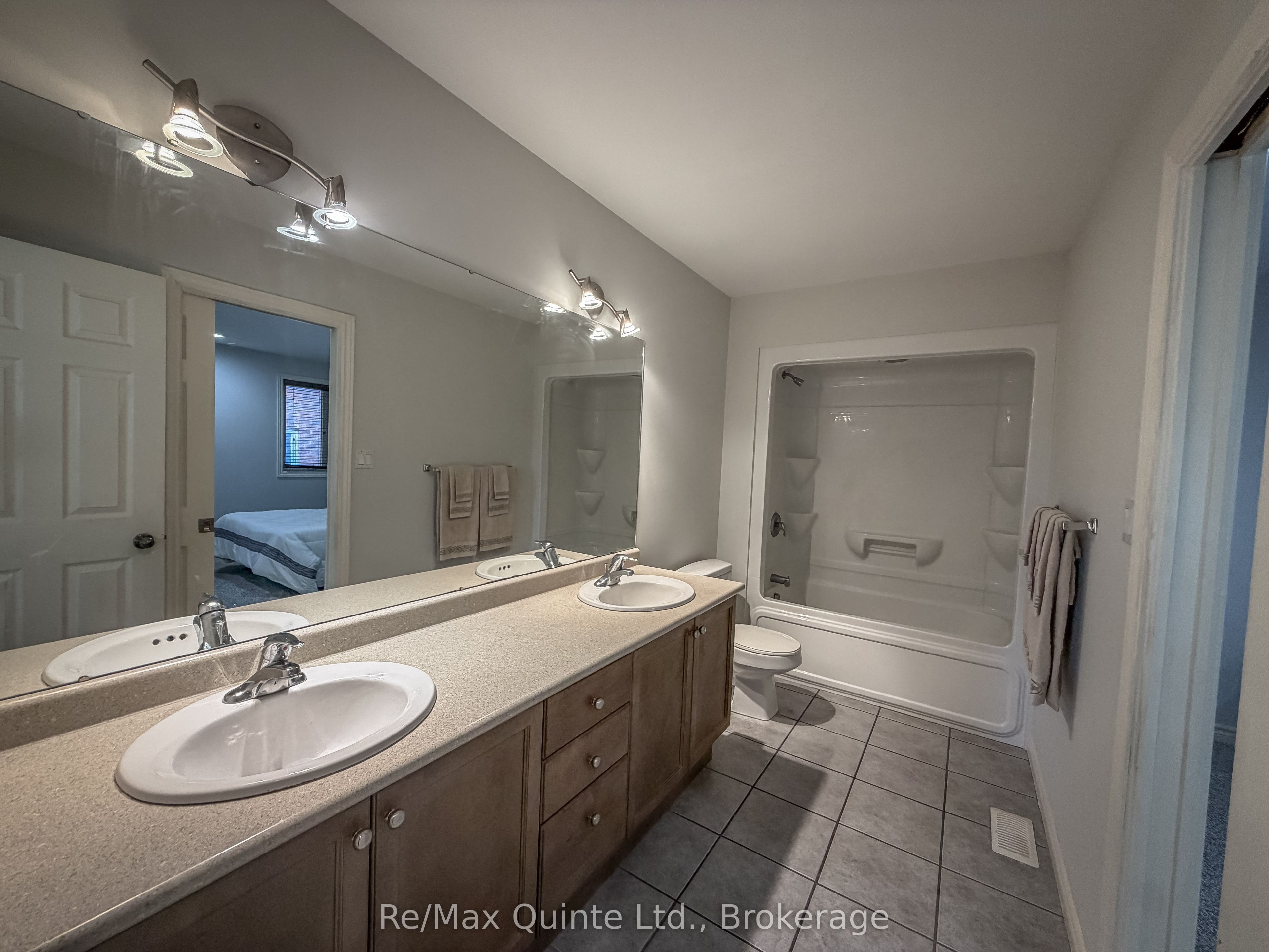 10 Boyce Court Property Photo 20