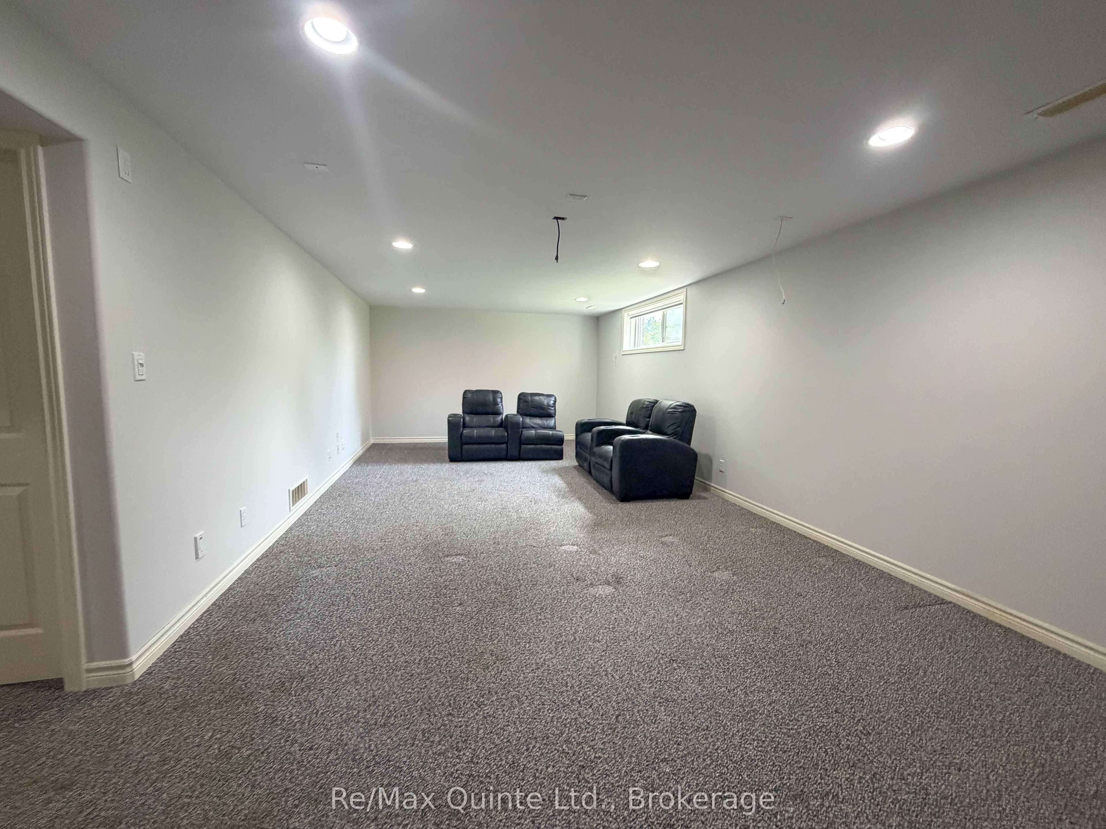 10 Boyce Court Property Photo 28