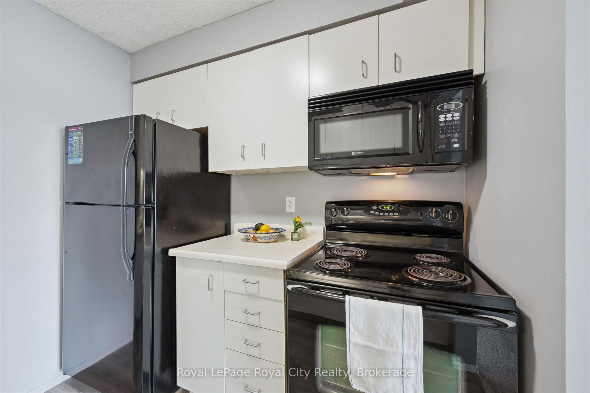 358 Waterloo Avenue 606 Property Photo 10