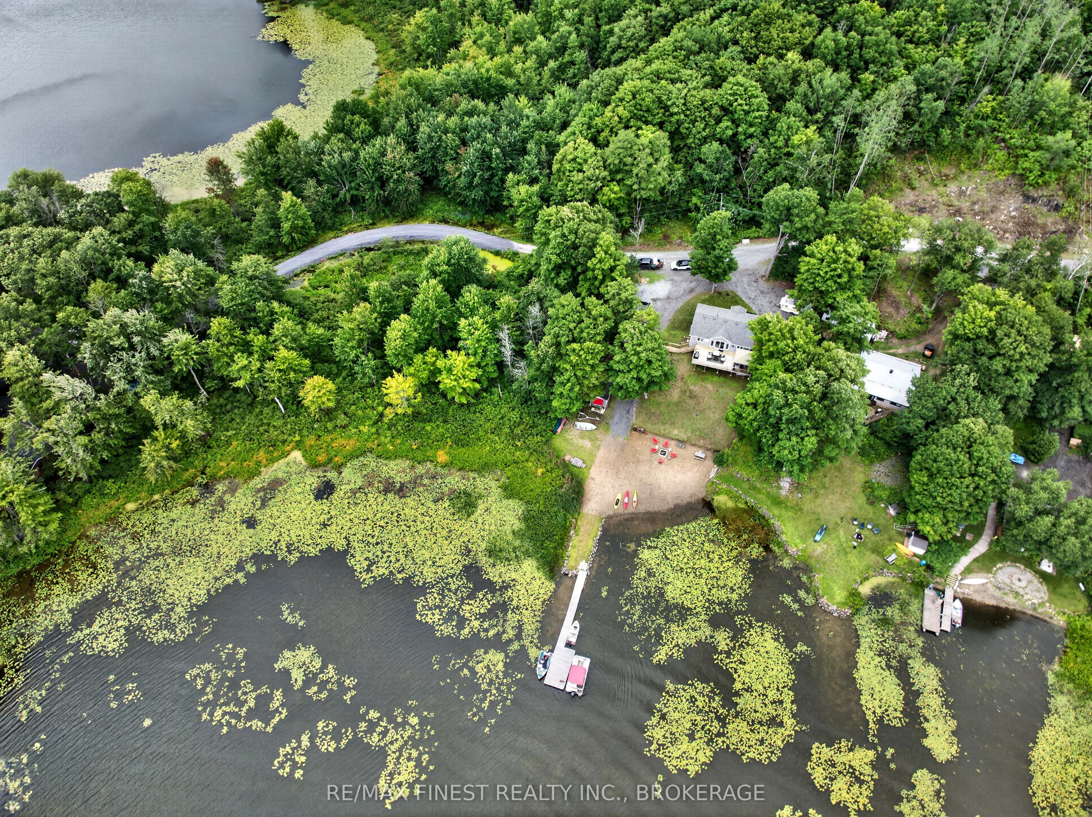 1025 Parsons Point Lane Property Photo 3