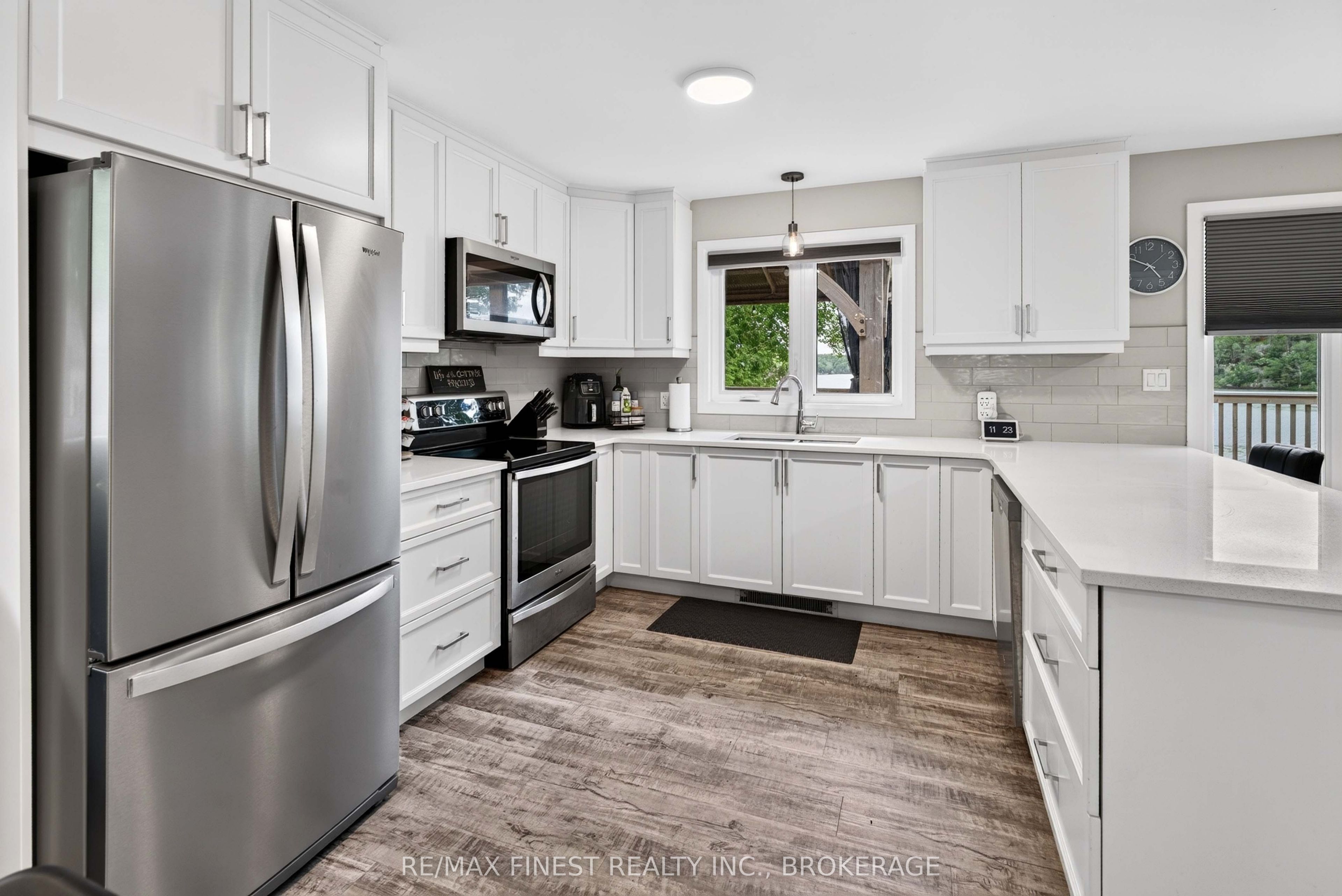 1025 Parsons Point Lane Property Photo 12