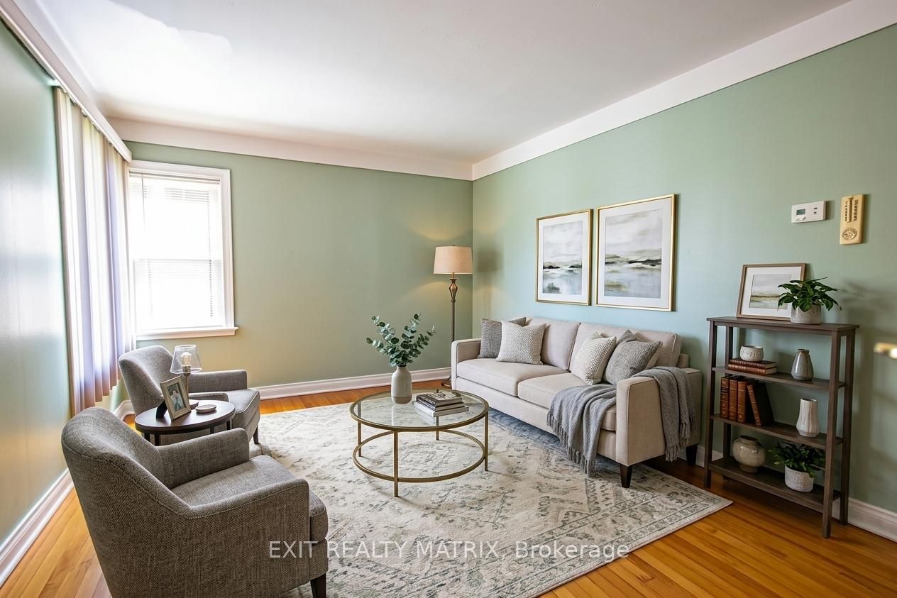 552 Dunbrack Street Property Photo 7