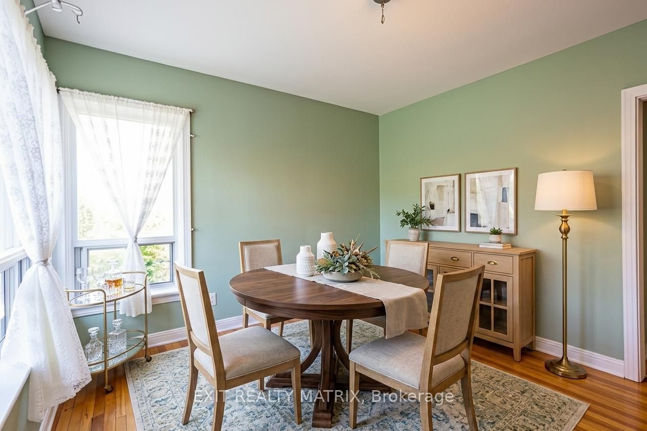 552 Dunbrack Street Property Photo 11