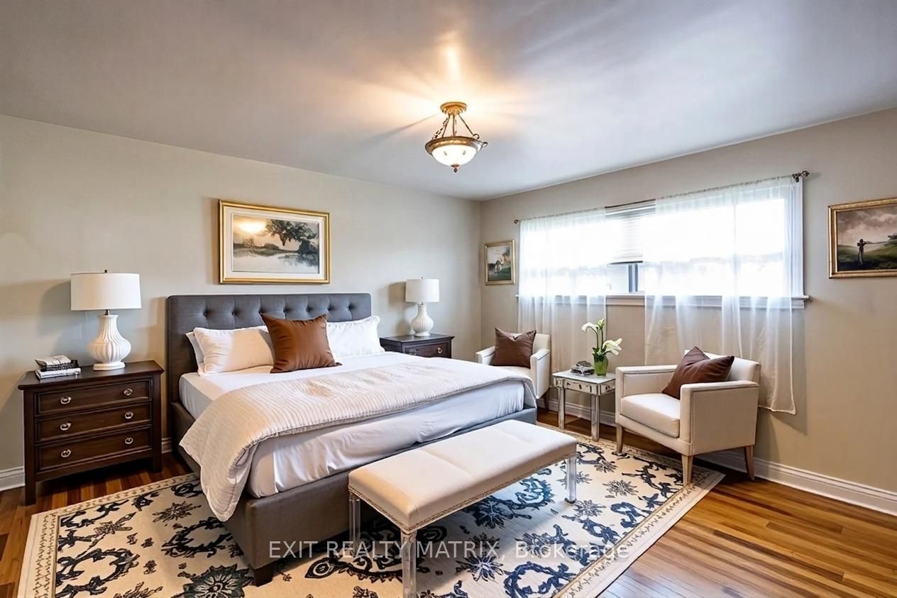 552 Dunbrack Street Property Photo 17