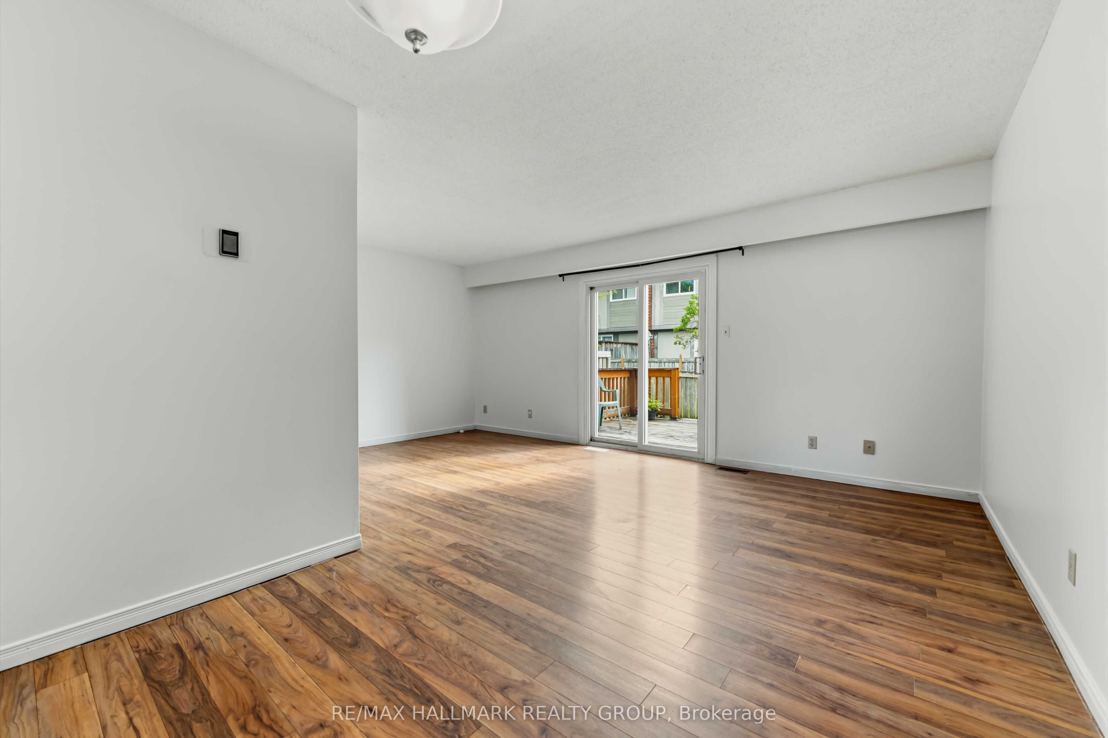 193 Pickford Drive Property Photo 8