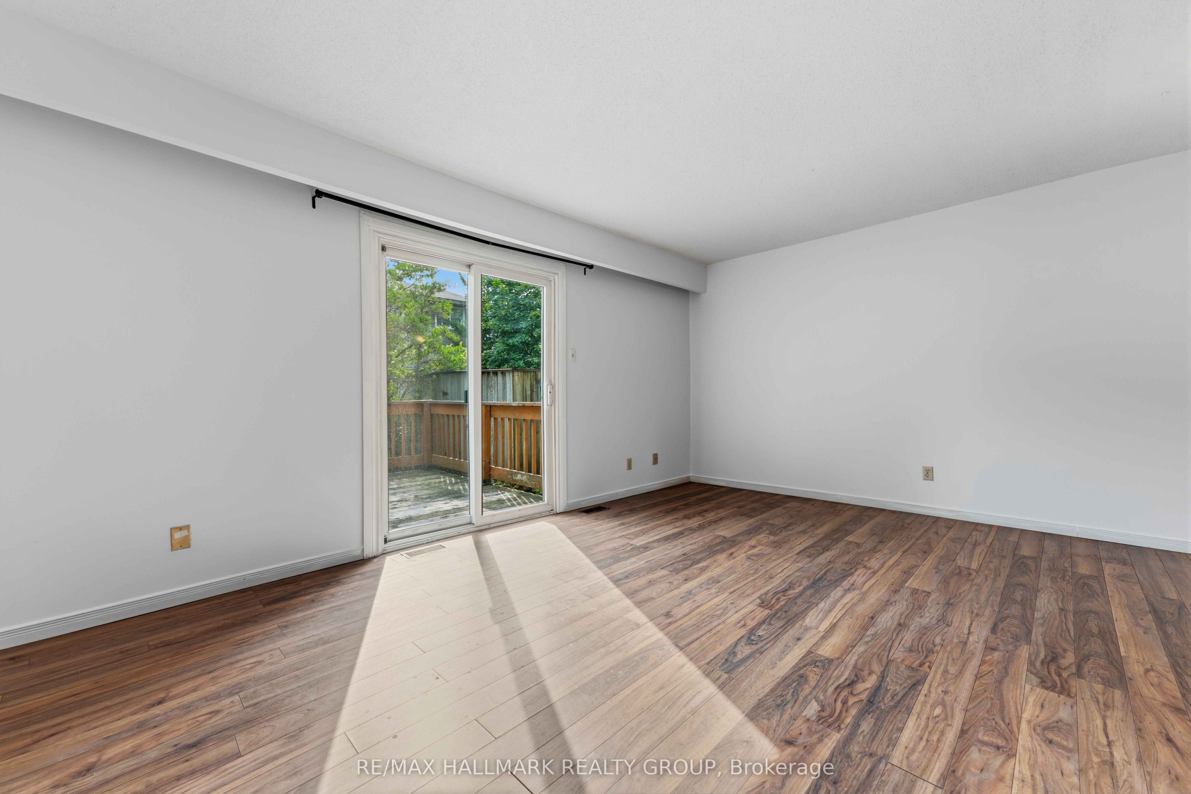 193 Pickford Drive Property Photo 11