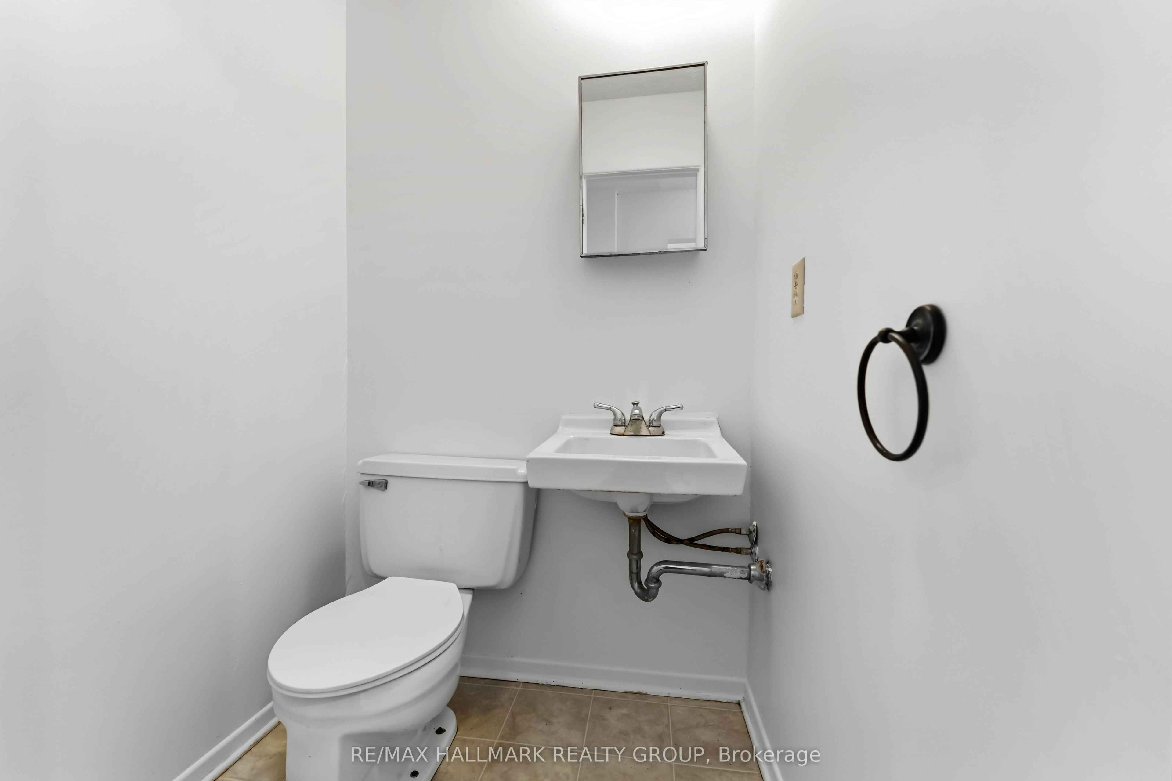 193 Pickford Drive Property Photo 12