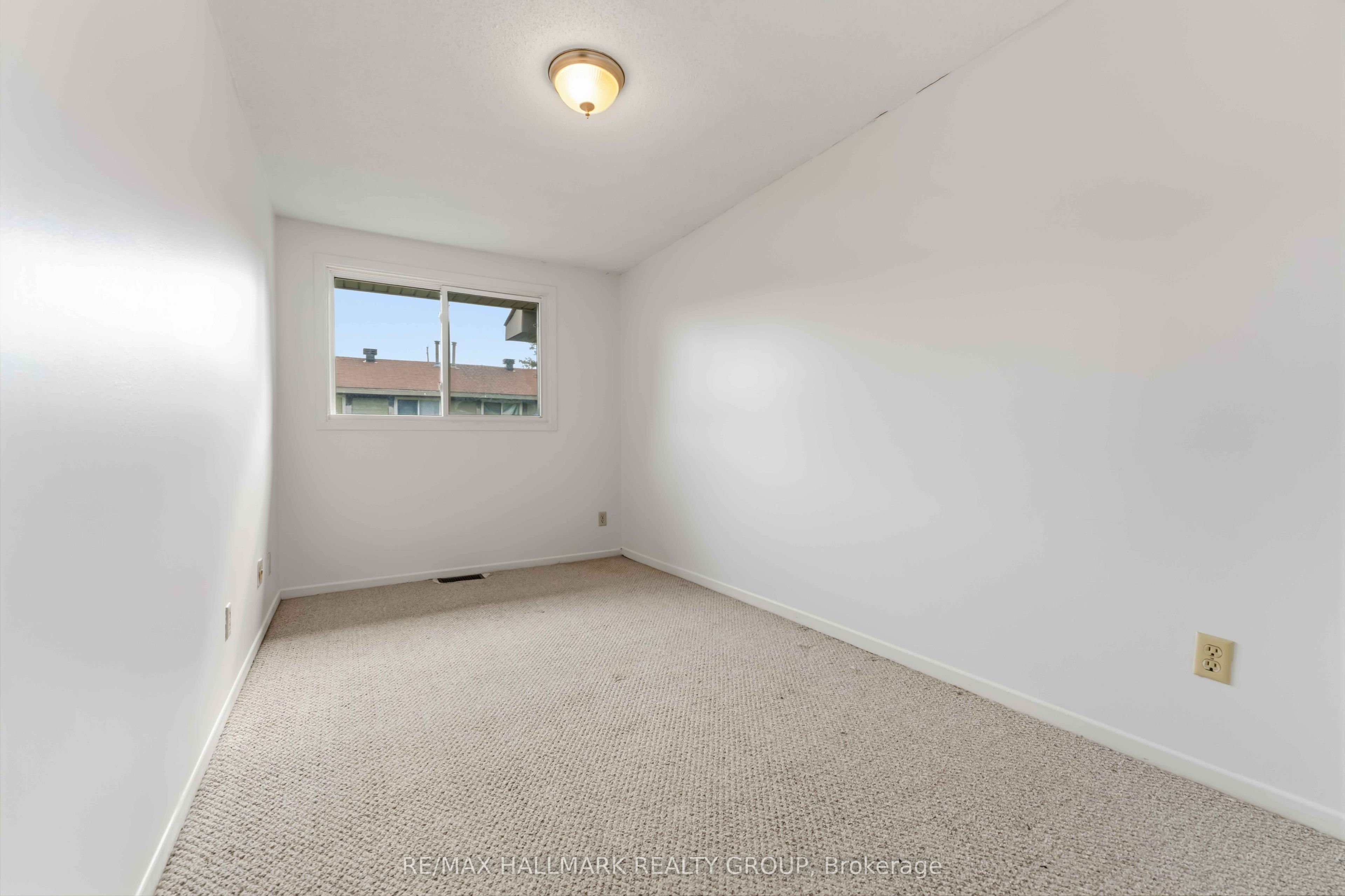 193 Pickford Drive Property Photo 16