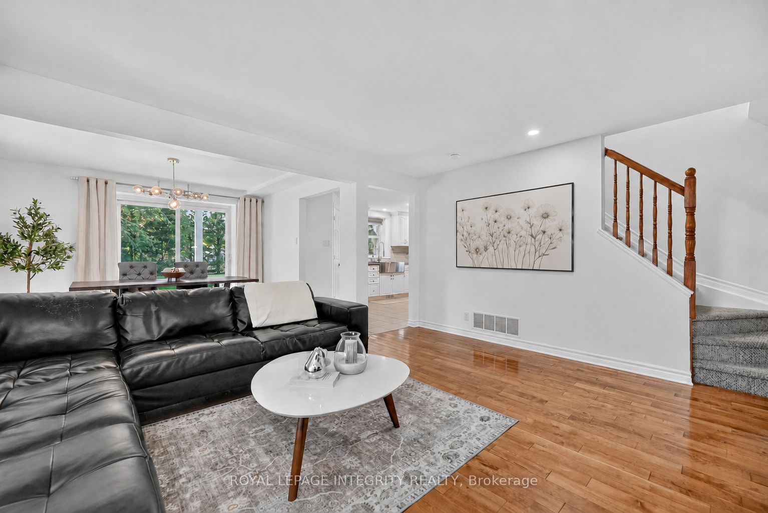 1954 Farisita Drive Property Photo 19