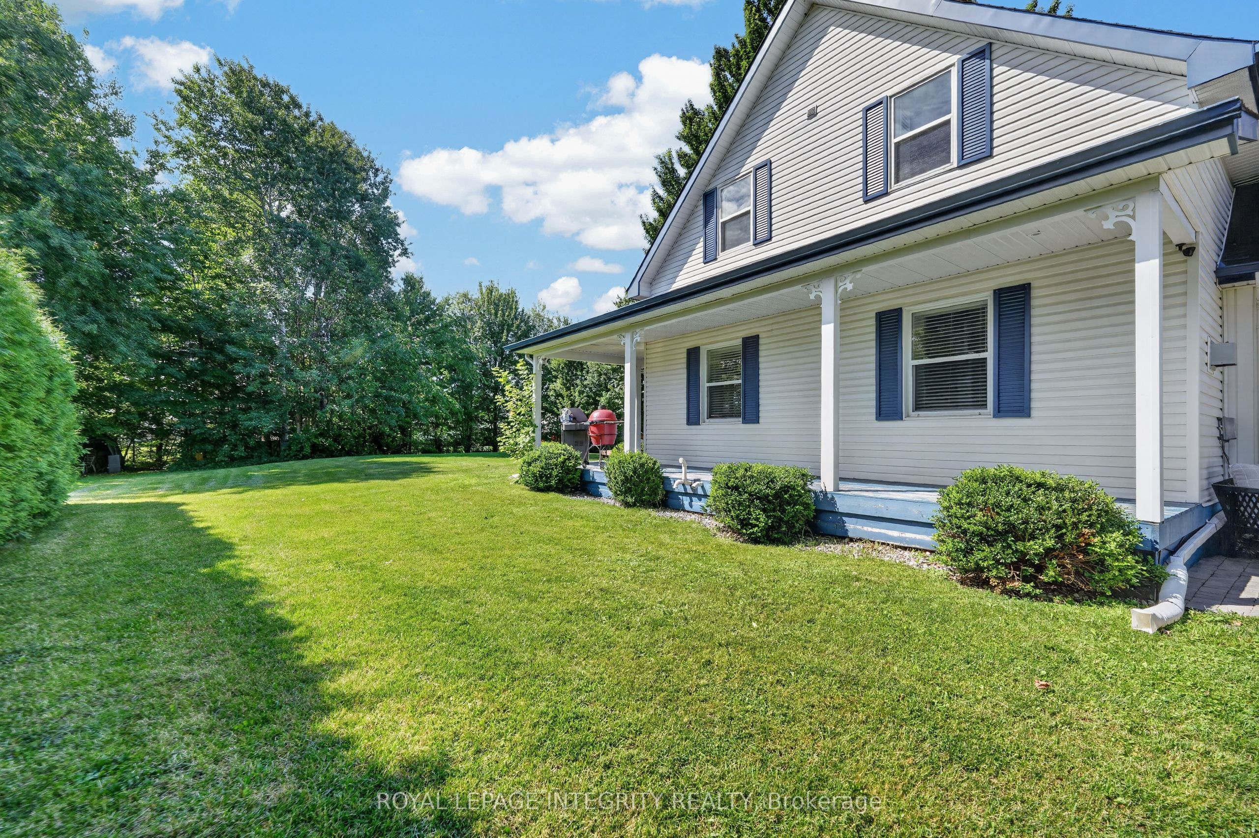 1954 Farisita Drive Property Photo 33