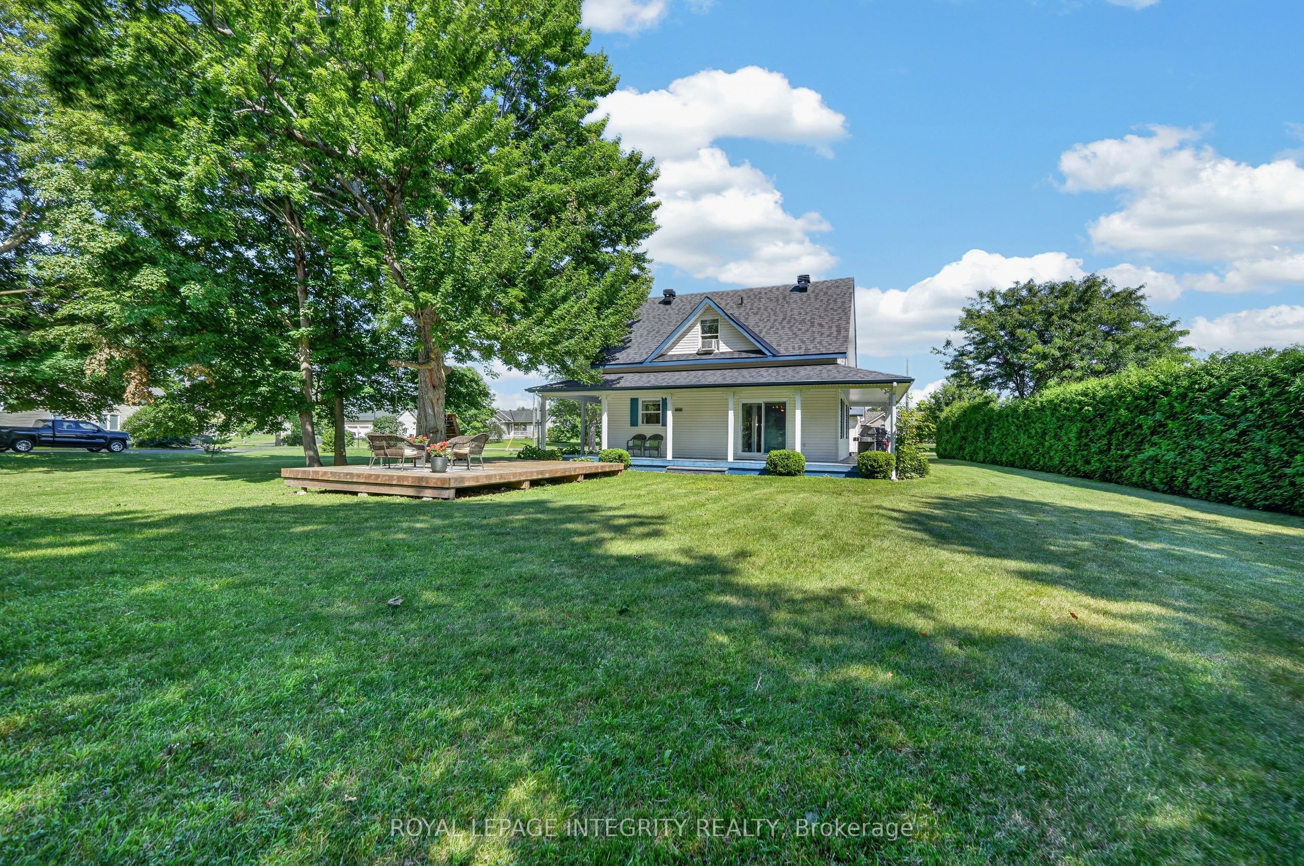 1954 Farisita Drive Property Photo 36