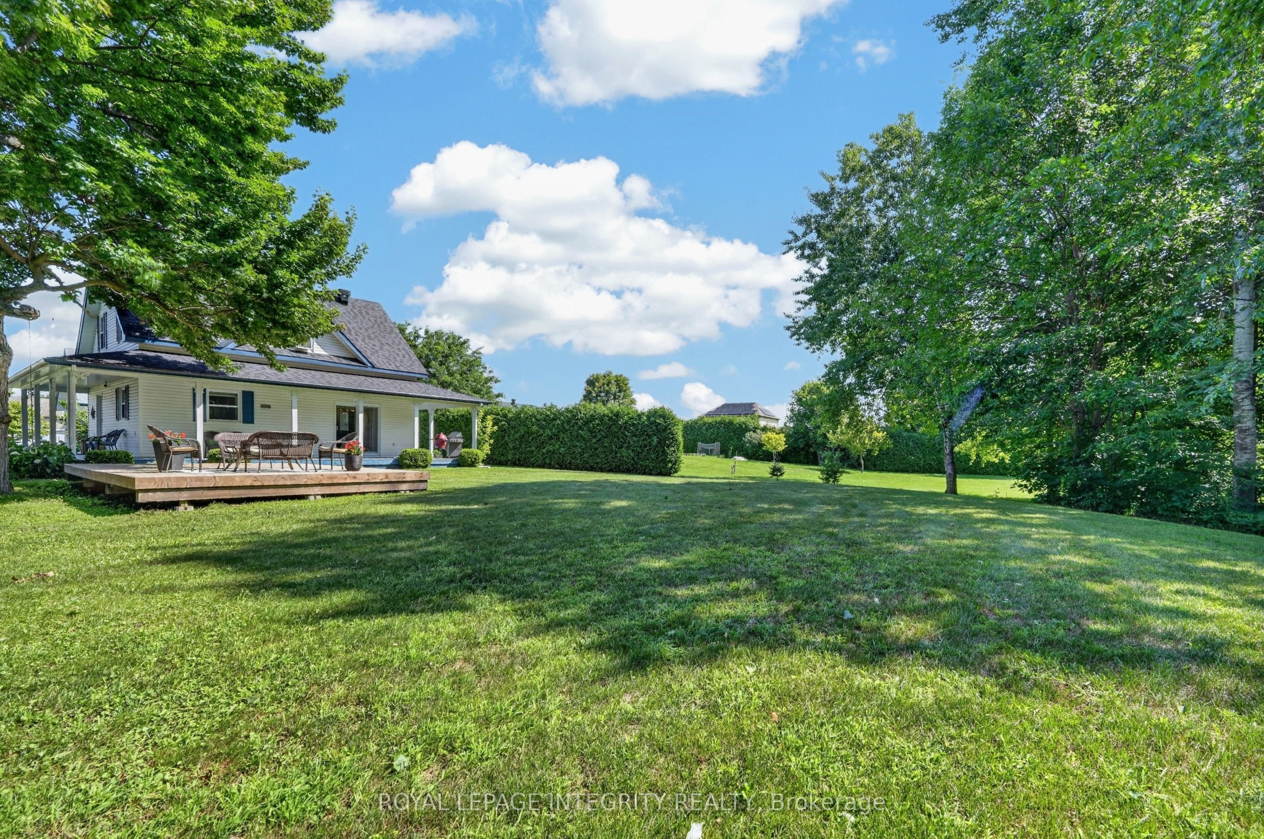 1954 Farisita Drive Property Photo 37