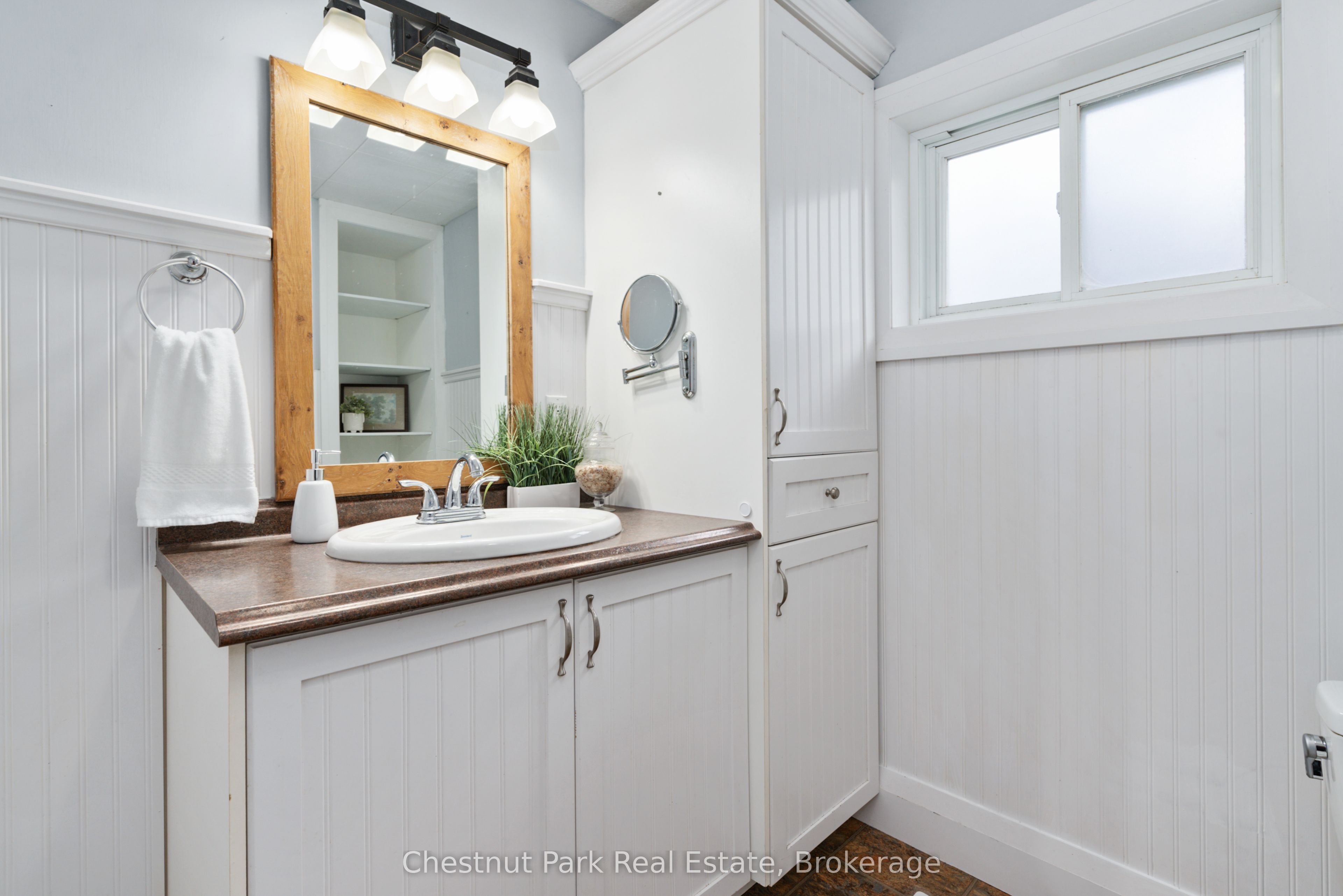 3 Cora Street E Property Photo 18