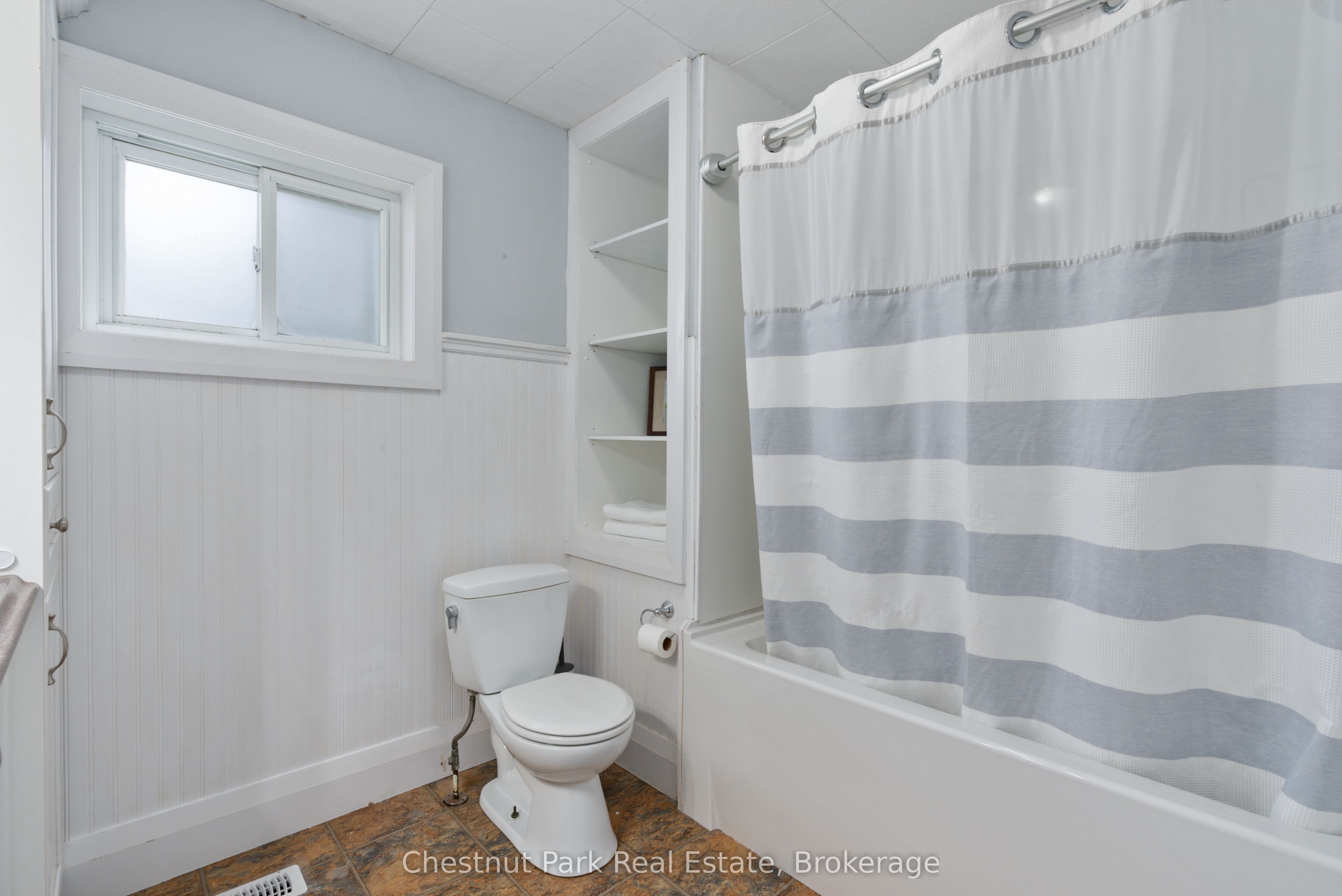 3 Cora Street E Property Photo 19