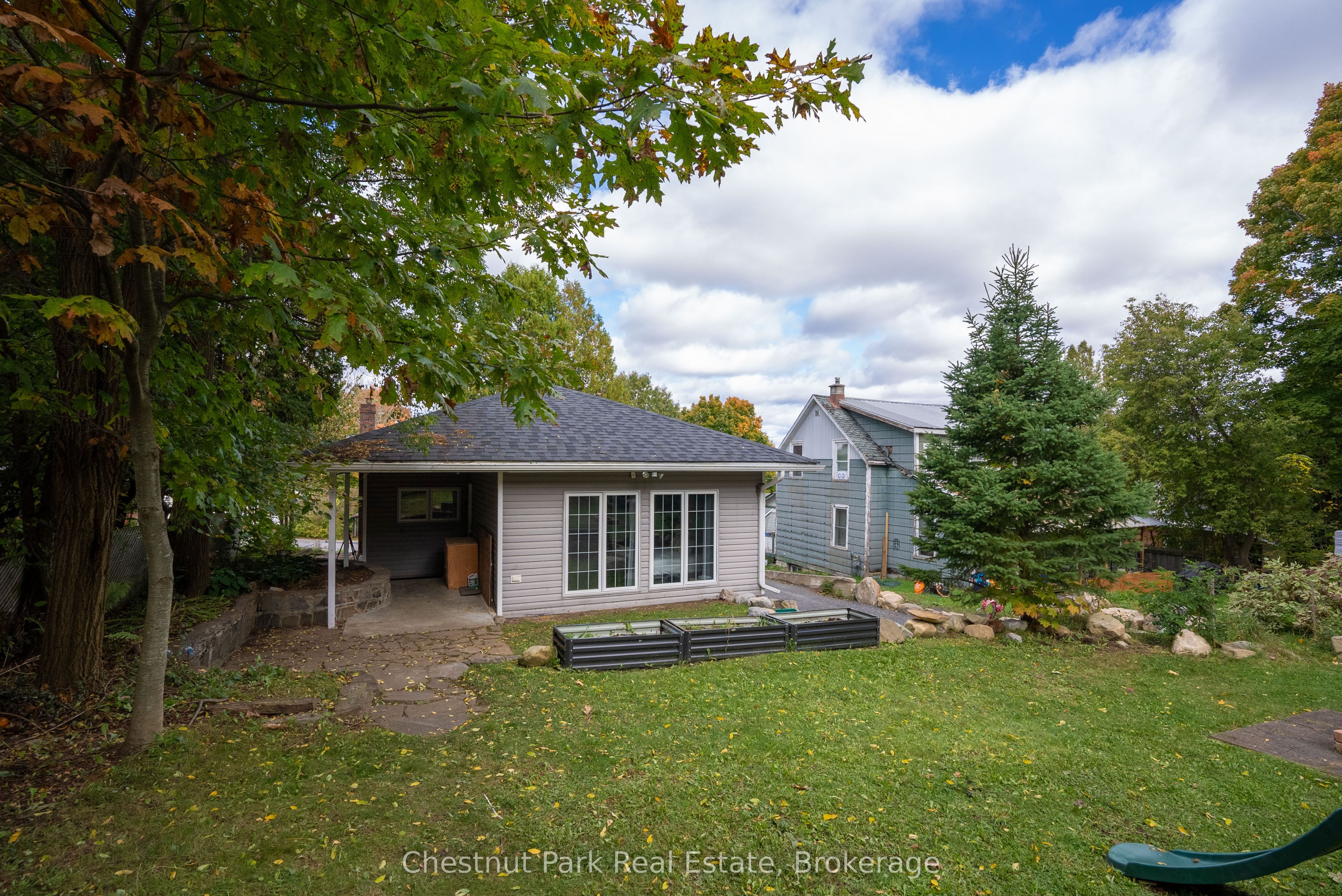 3 Cora Street E Property Photo 33