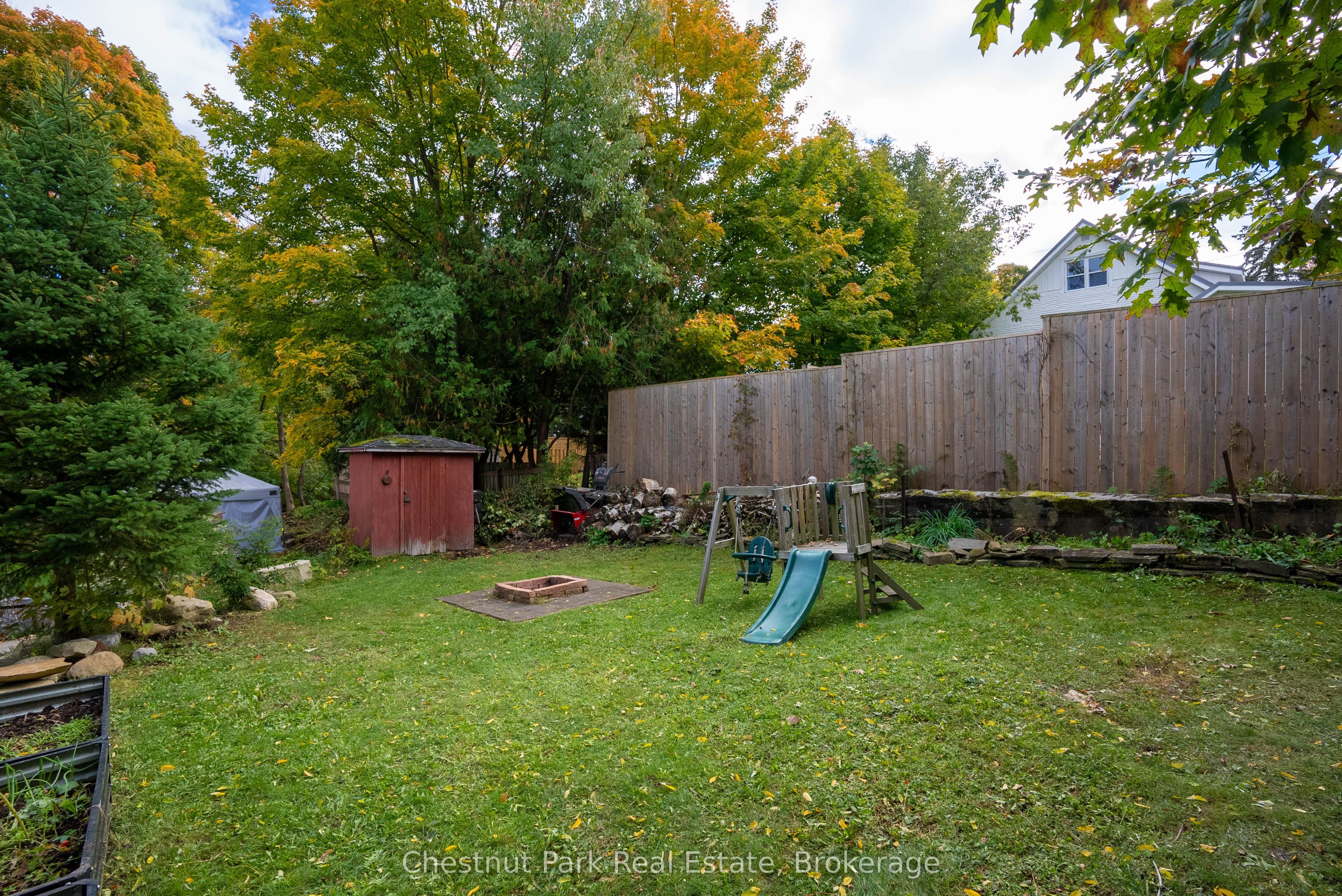 3 Cora Street E Property Photo 35