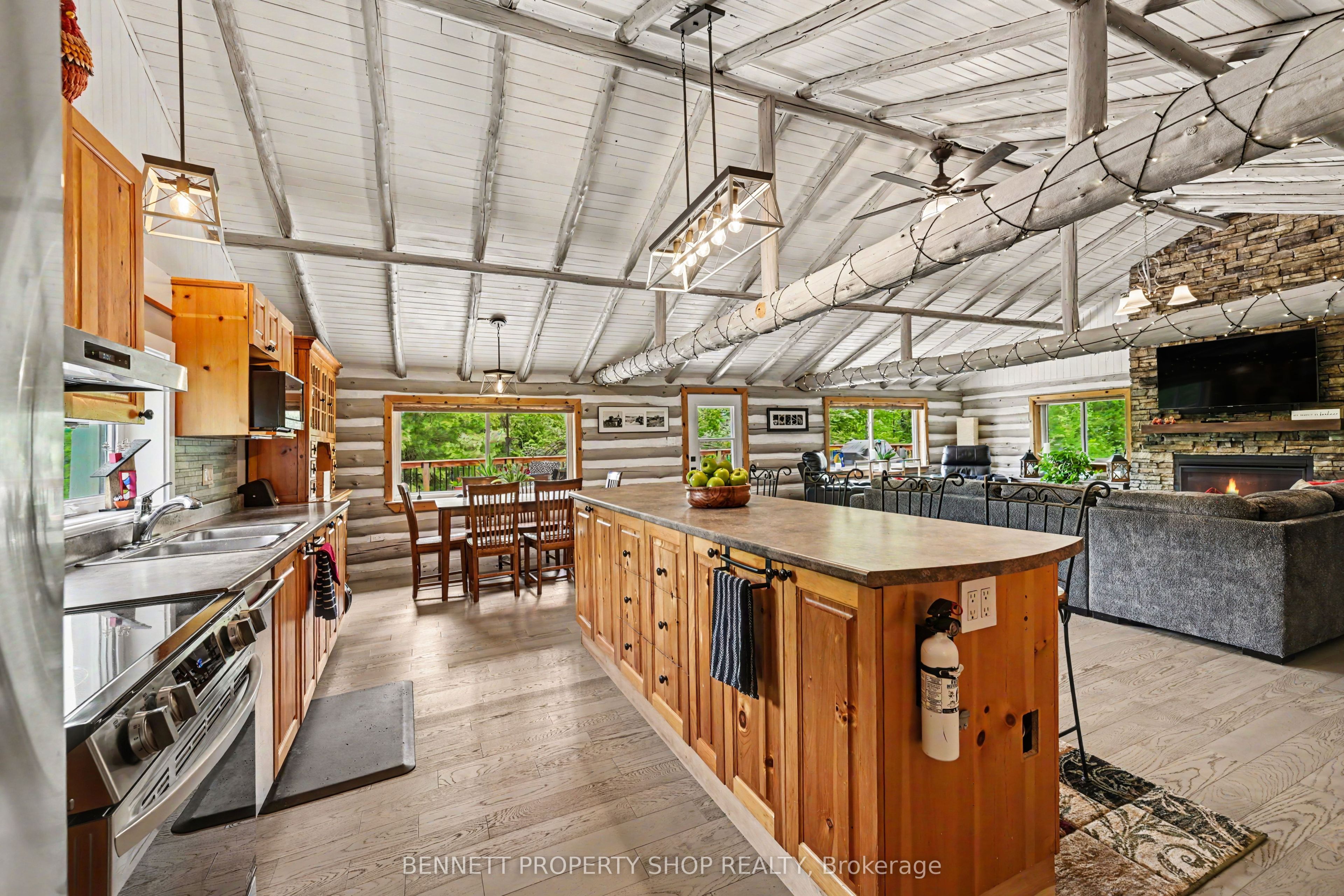 515 Graphite Bay Road Property Photo 12