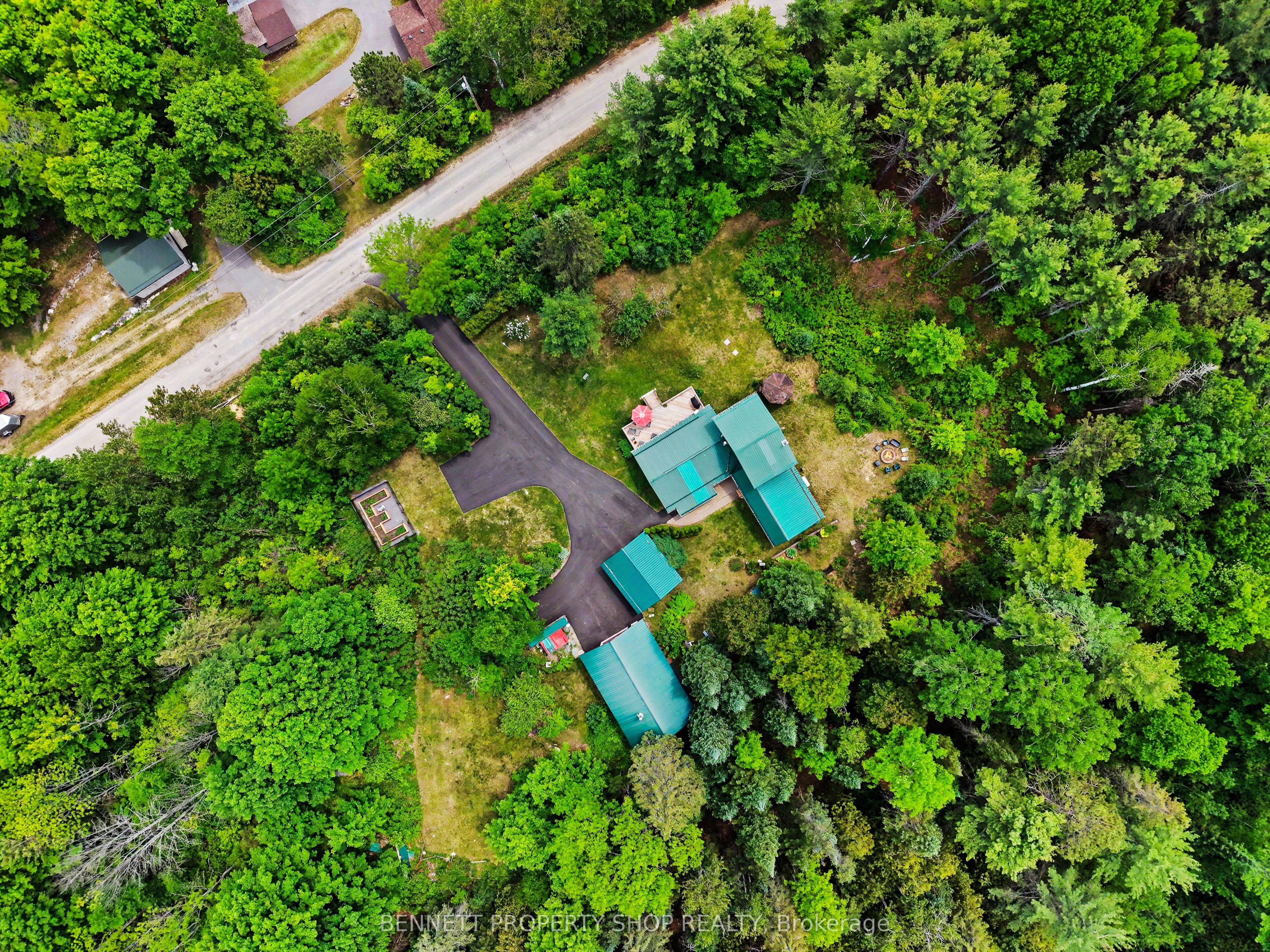 515 Graphite Bay Road Property Photo 29