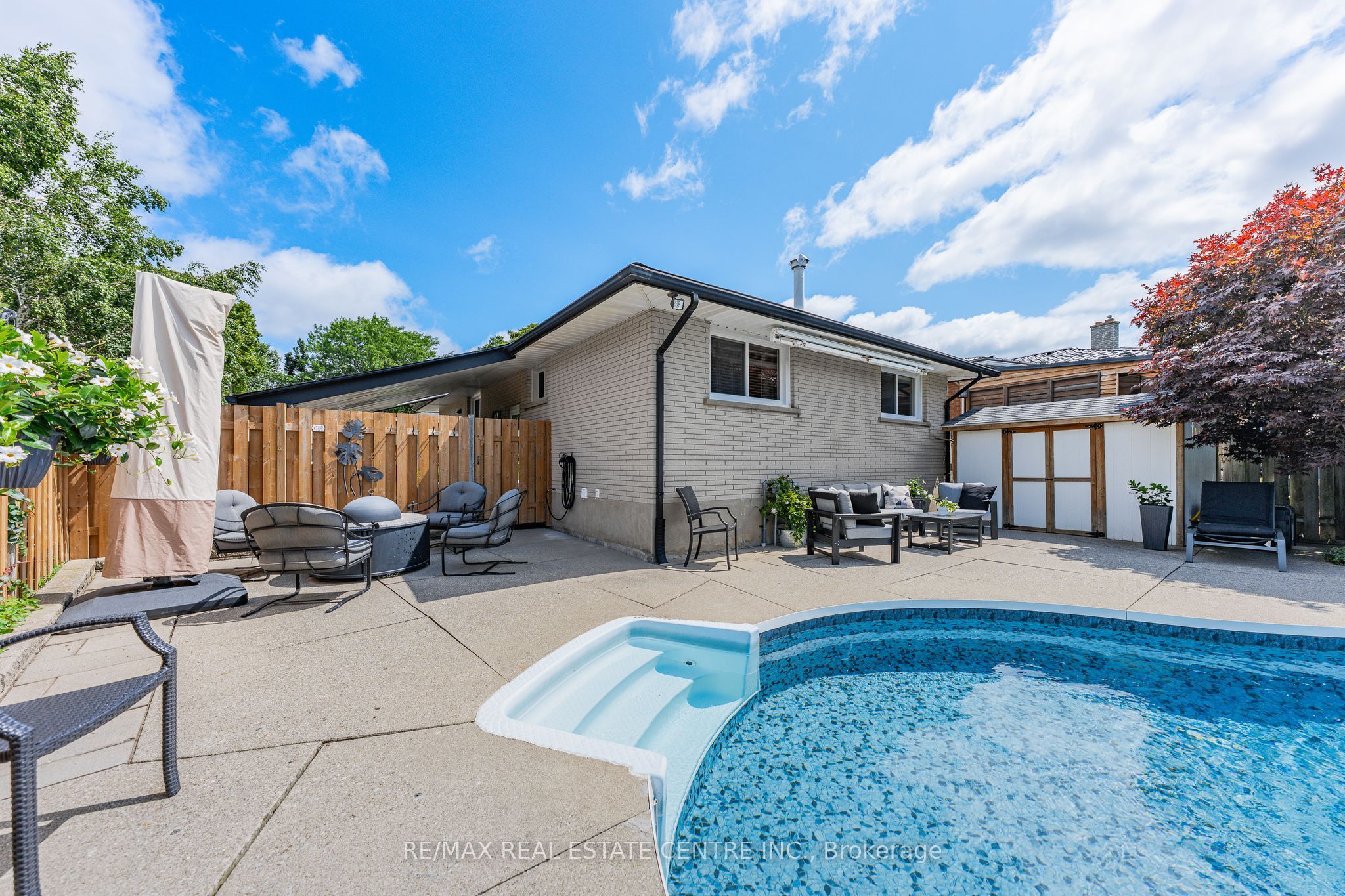107 Laurentian Drive Property Photo 33